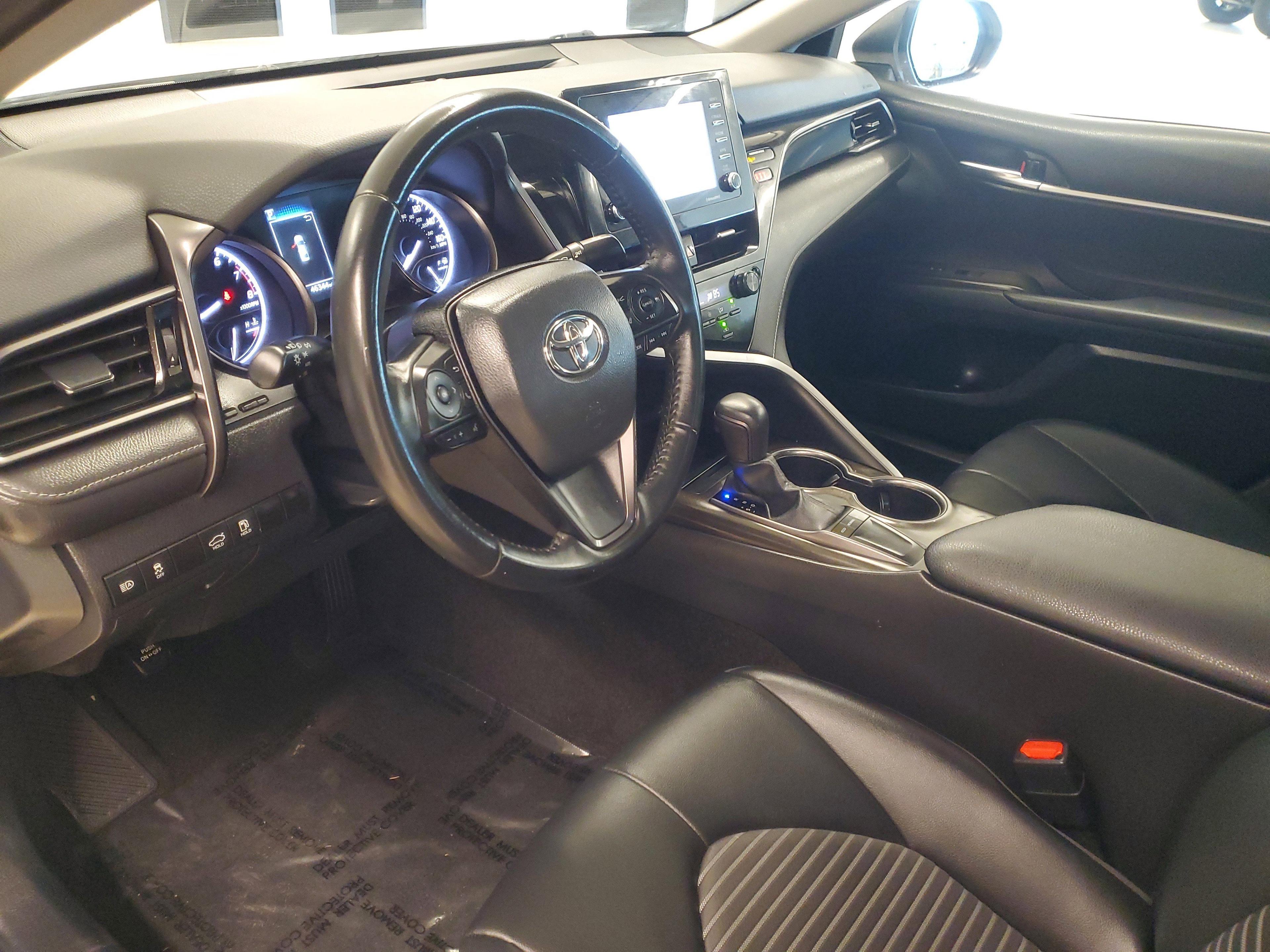 Toyota Camry Se Fwd - Thumbnail 16