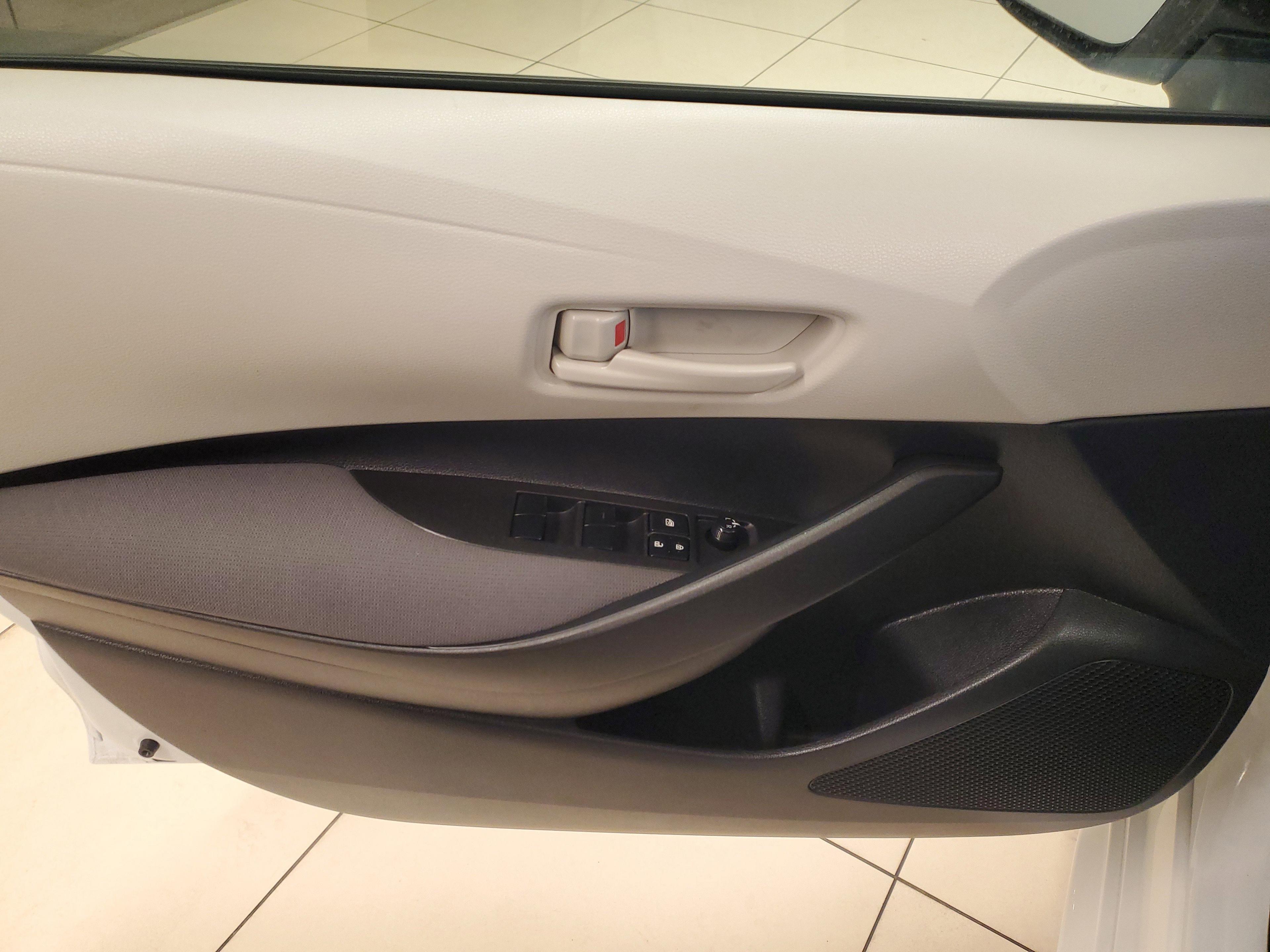 Toyota Corolla Le Fwd - Thumbnail 18