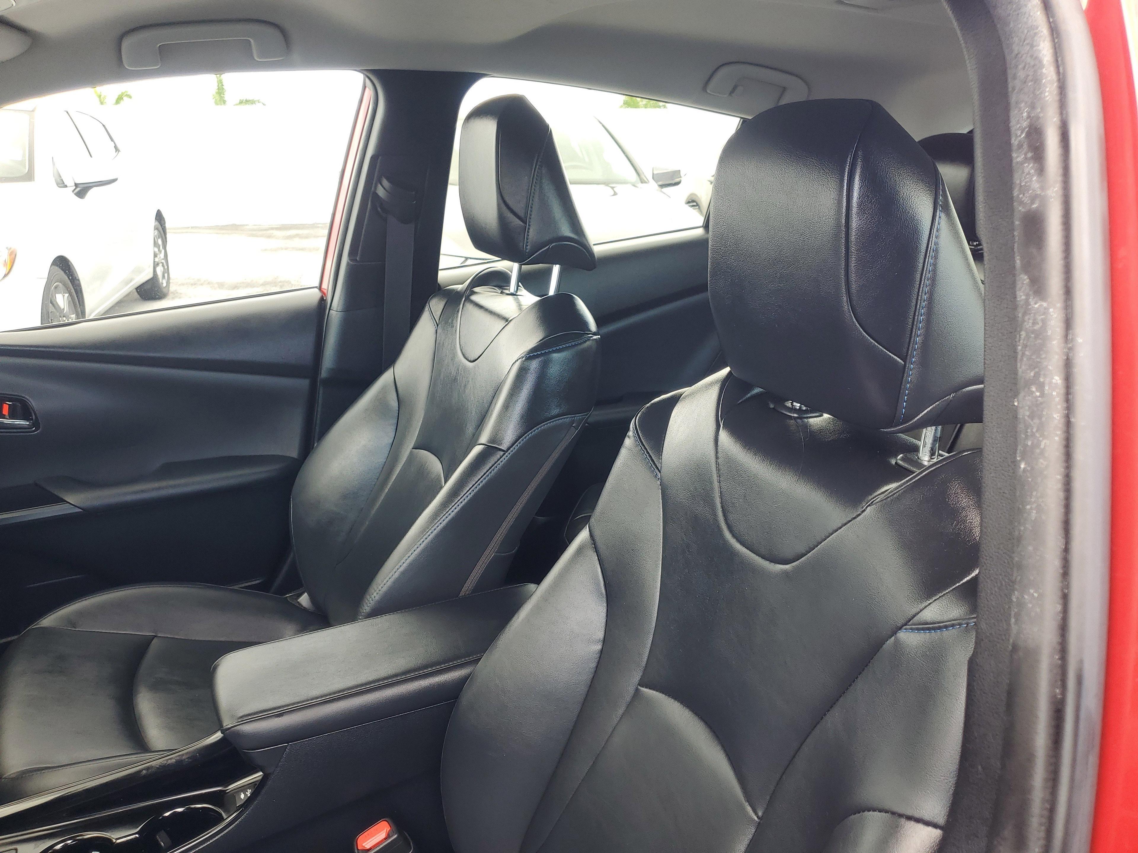 Toyota Prius L Eco Fwd - Thumbnail 17