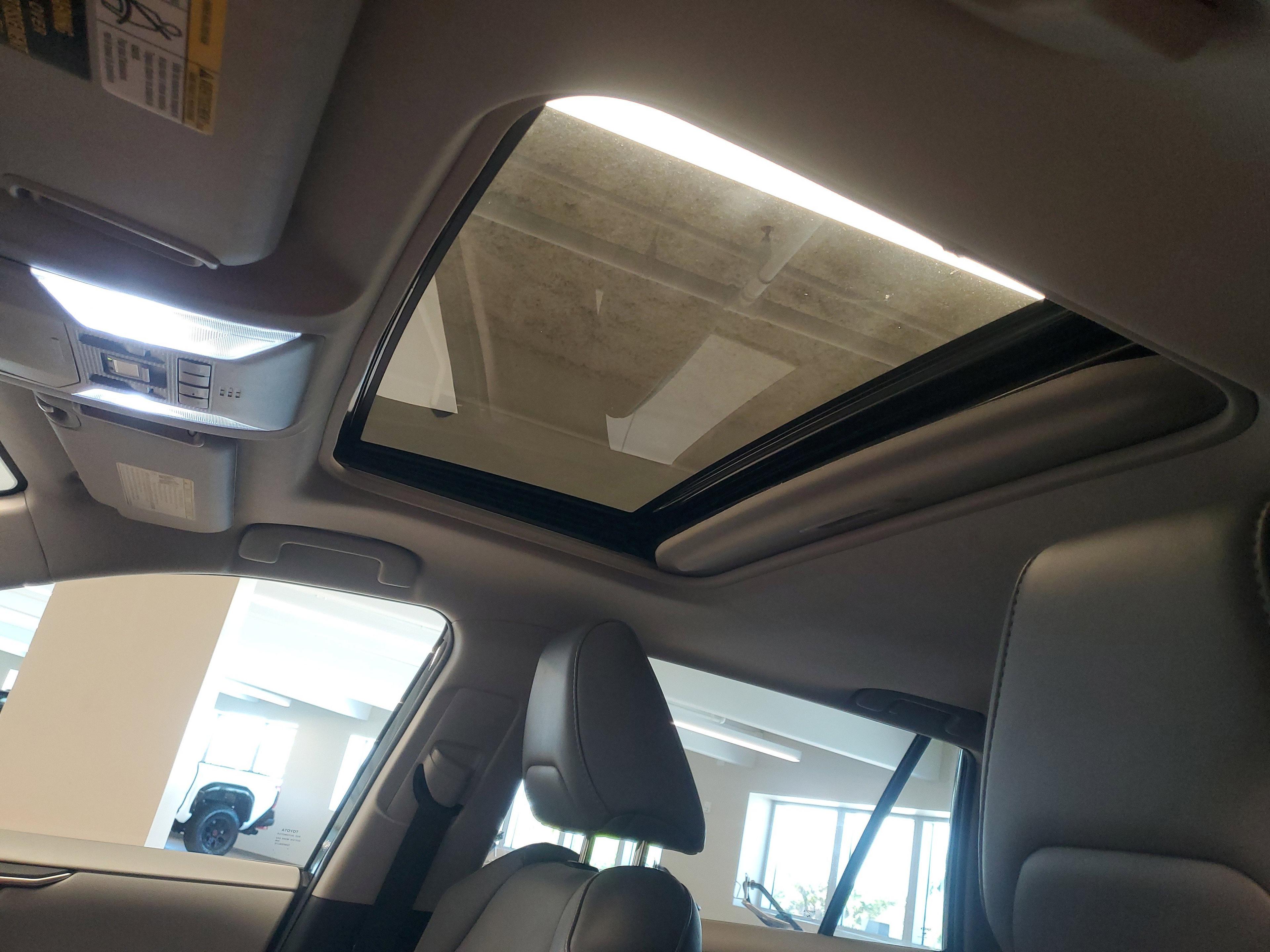 Toyota Rav4 Xle Premium Fwd - Thumbnail 18