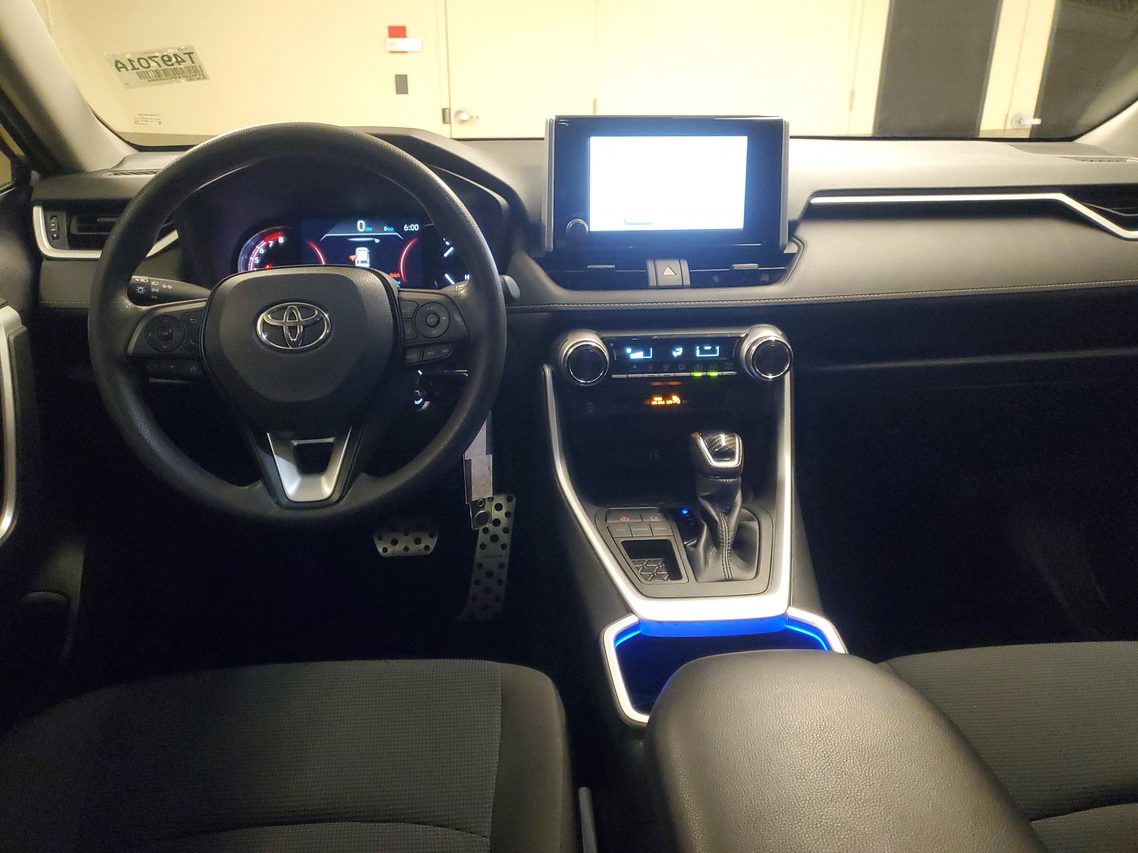 Toyota Rav4 Le Fwd Suv | Miami, Fl - Thumbnail 9