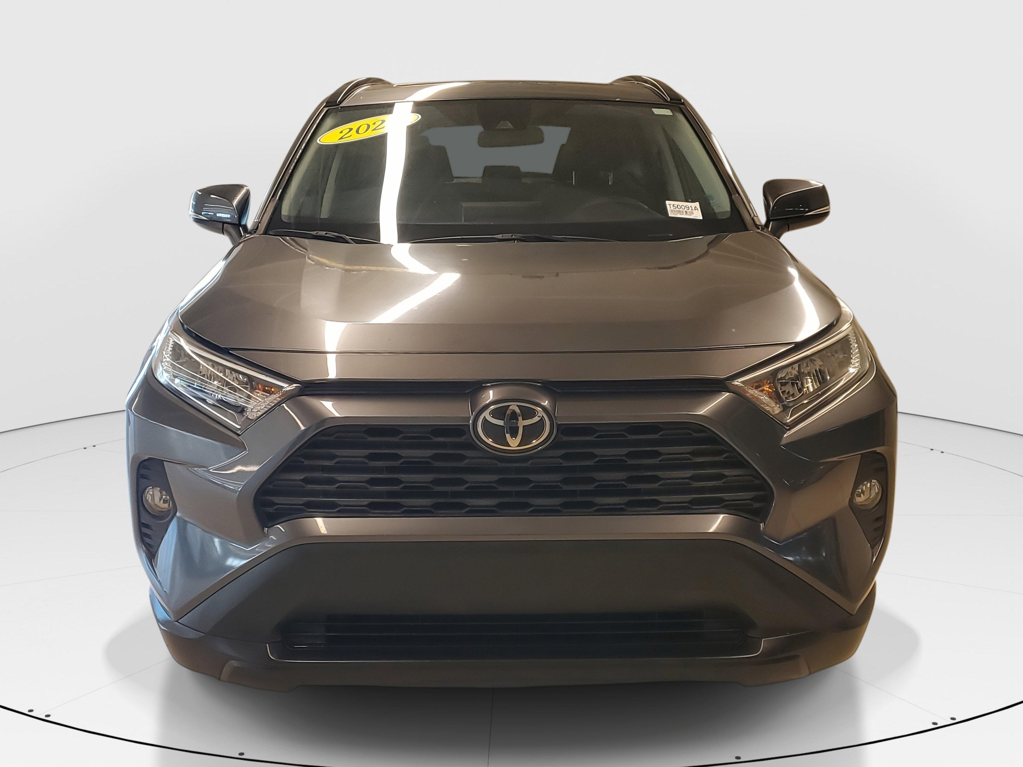 Toyota Rav4 Xle Fwd - Thumbnail 3