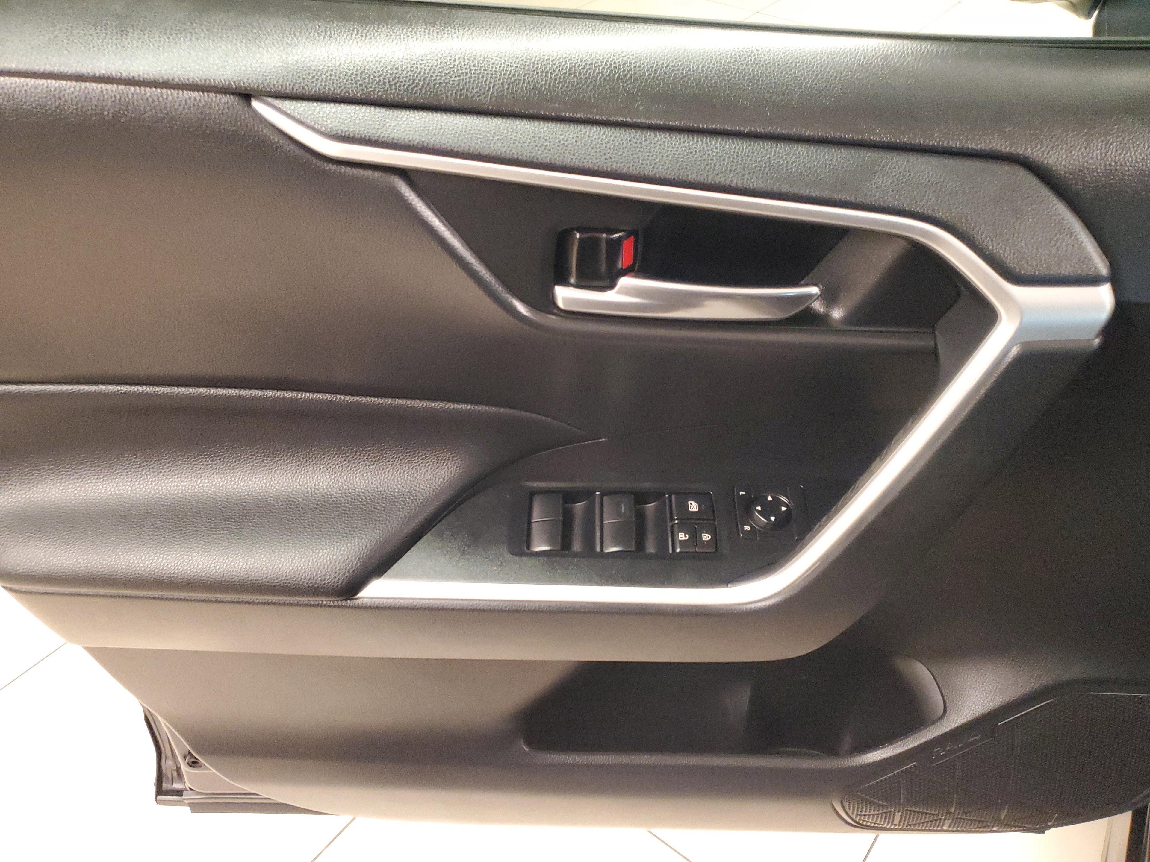 Toyota Rav4 Xle Fwd - Thumbnail 20