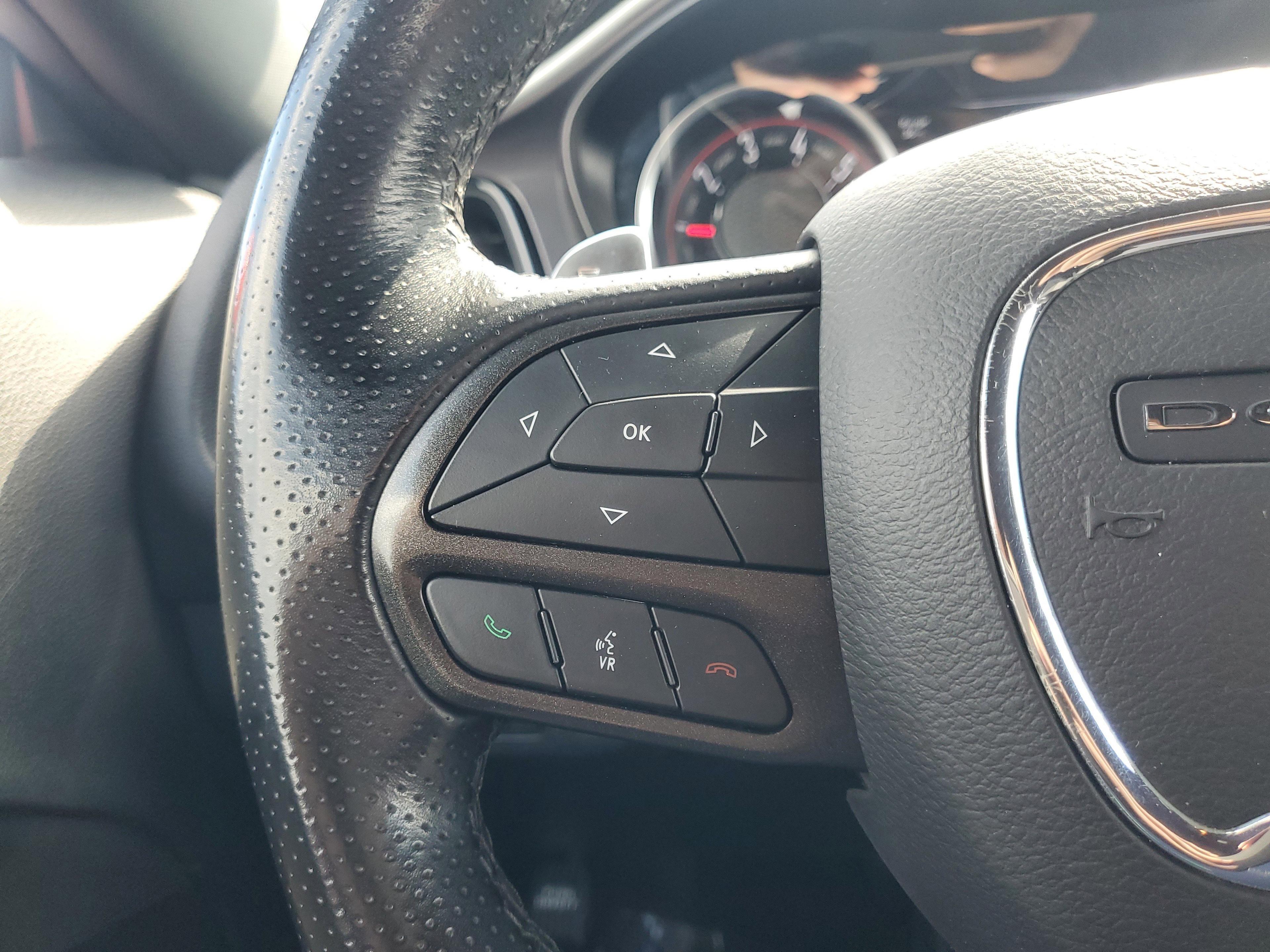 Dodge Challenger Gt Awd - Thumbnail 17