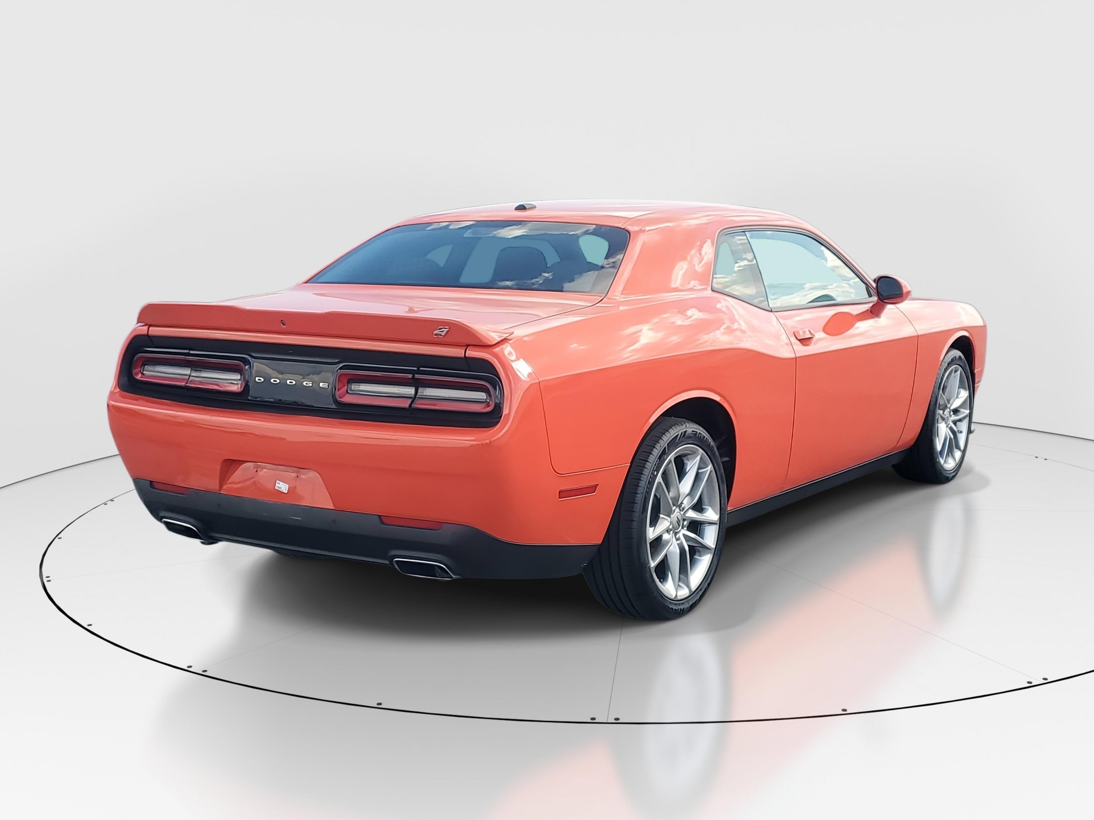 Dodge Challenger Gt Awd - Thumbnail 8