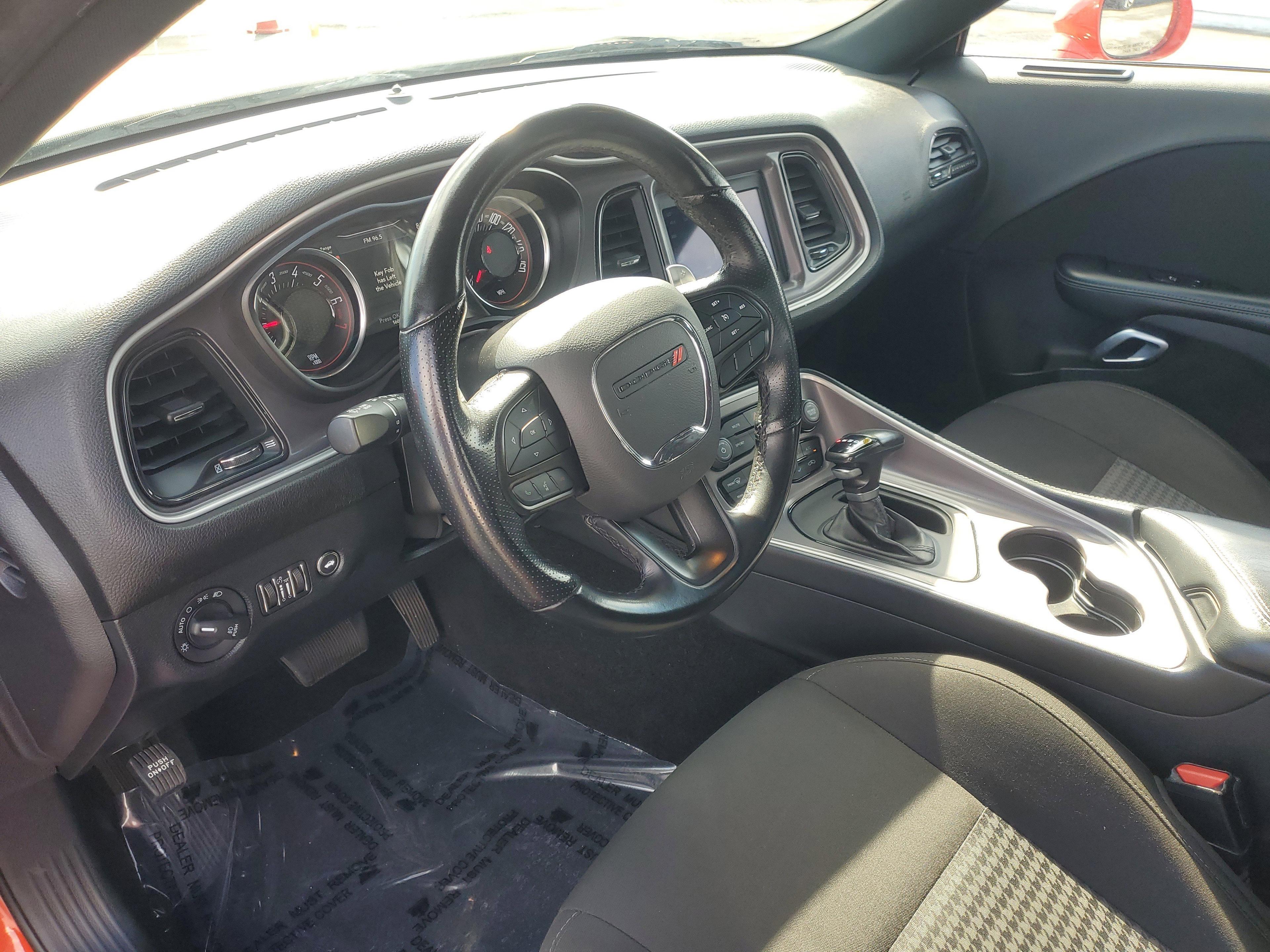 Dodge Challenger Gt Awd - Thumbnail 11