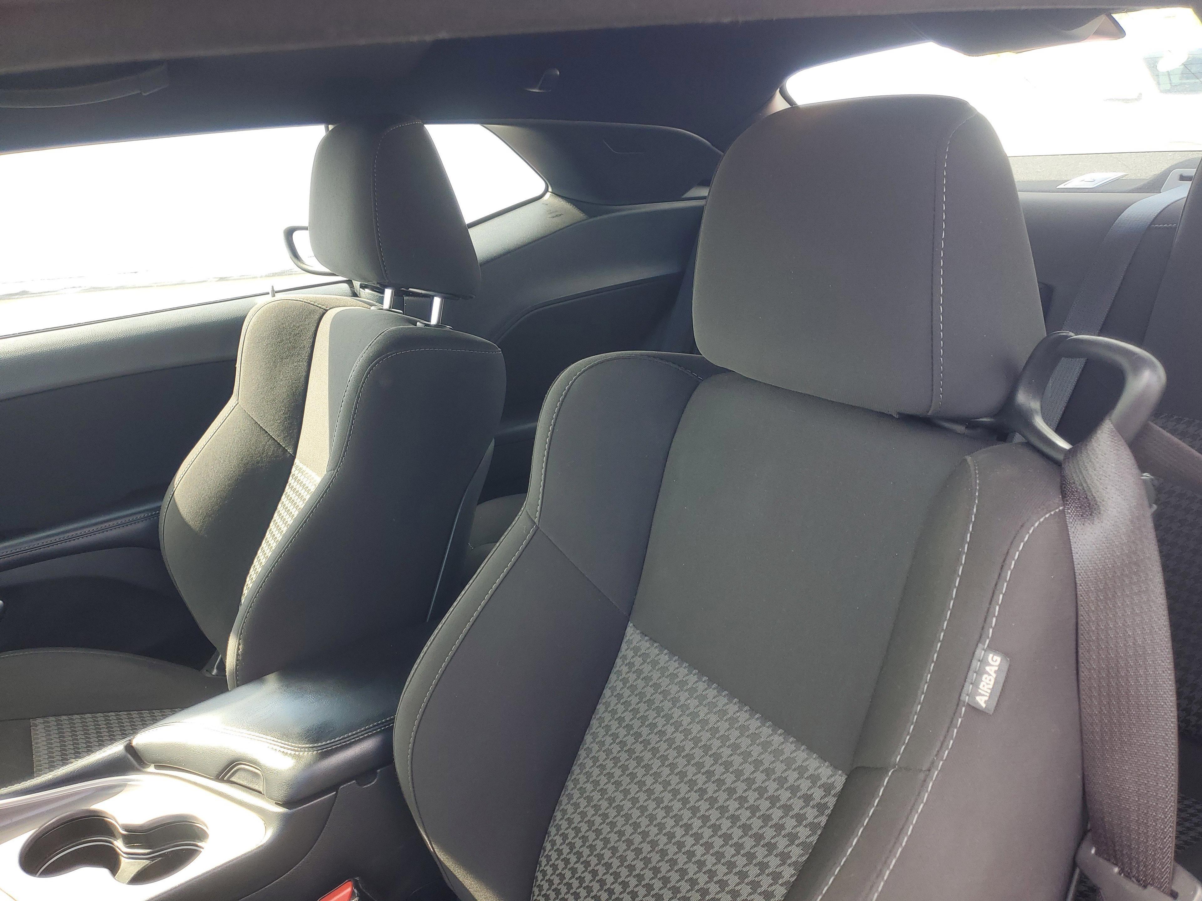 Dodge Challenger Gt Awd - Thumbnail 12