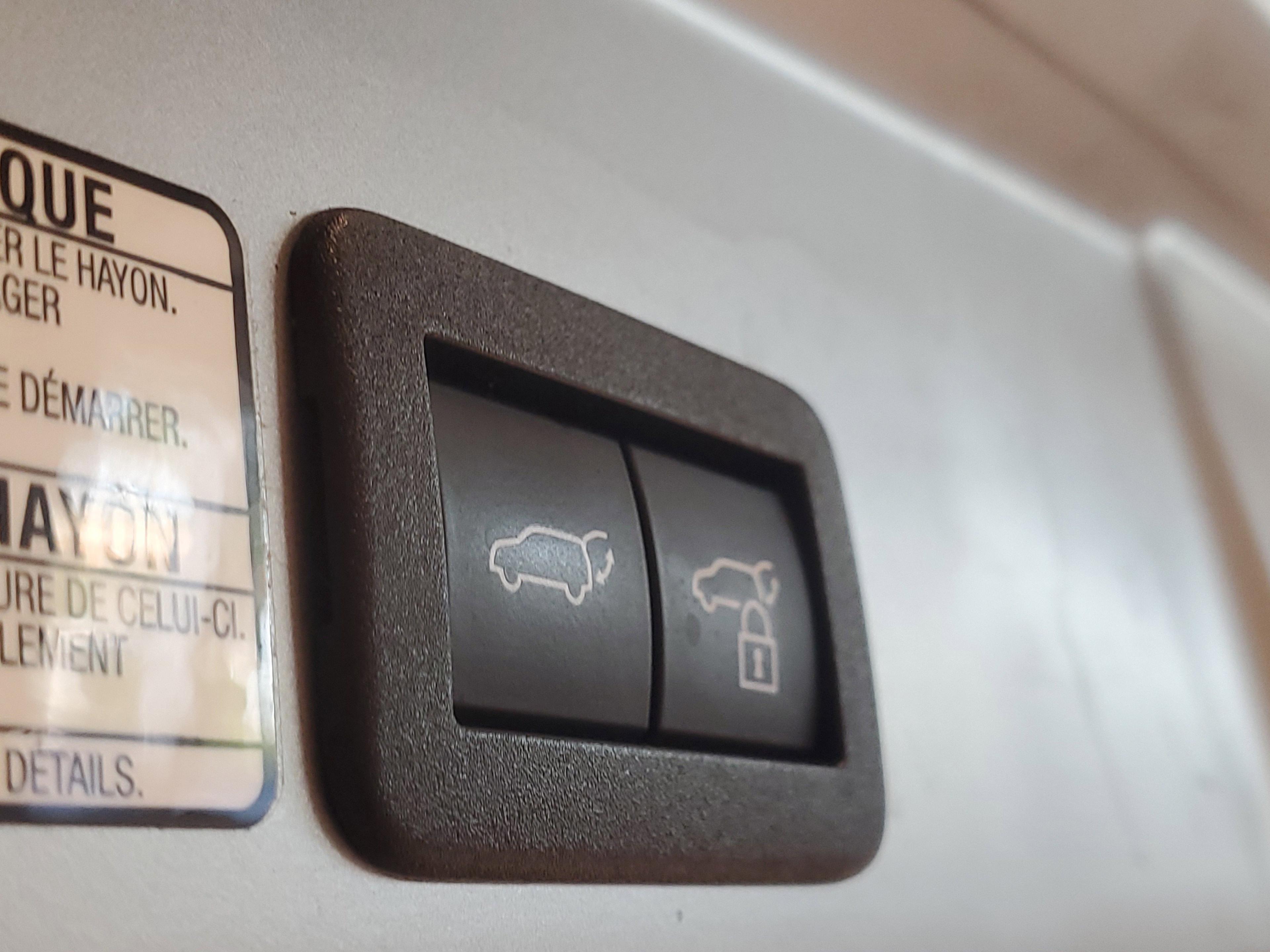 Toyota Corolla Cross Xle Fwd - Thumbnail 10