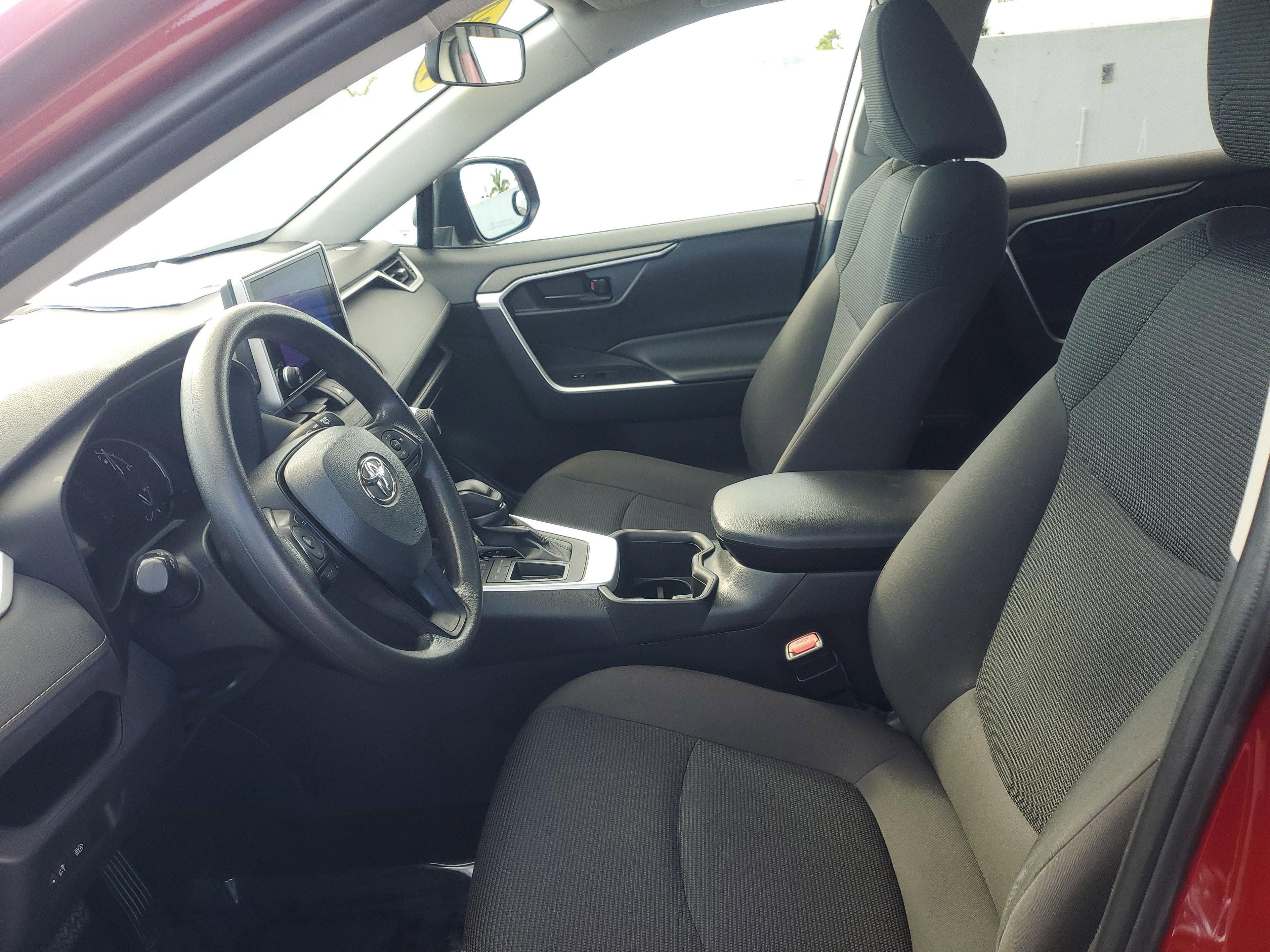 Toyota Rav4 Le Fwd Suv | Miami, Fl - Thumbnail 15