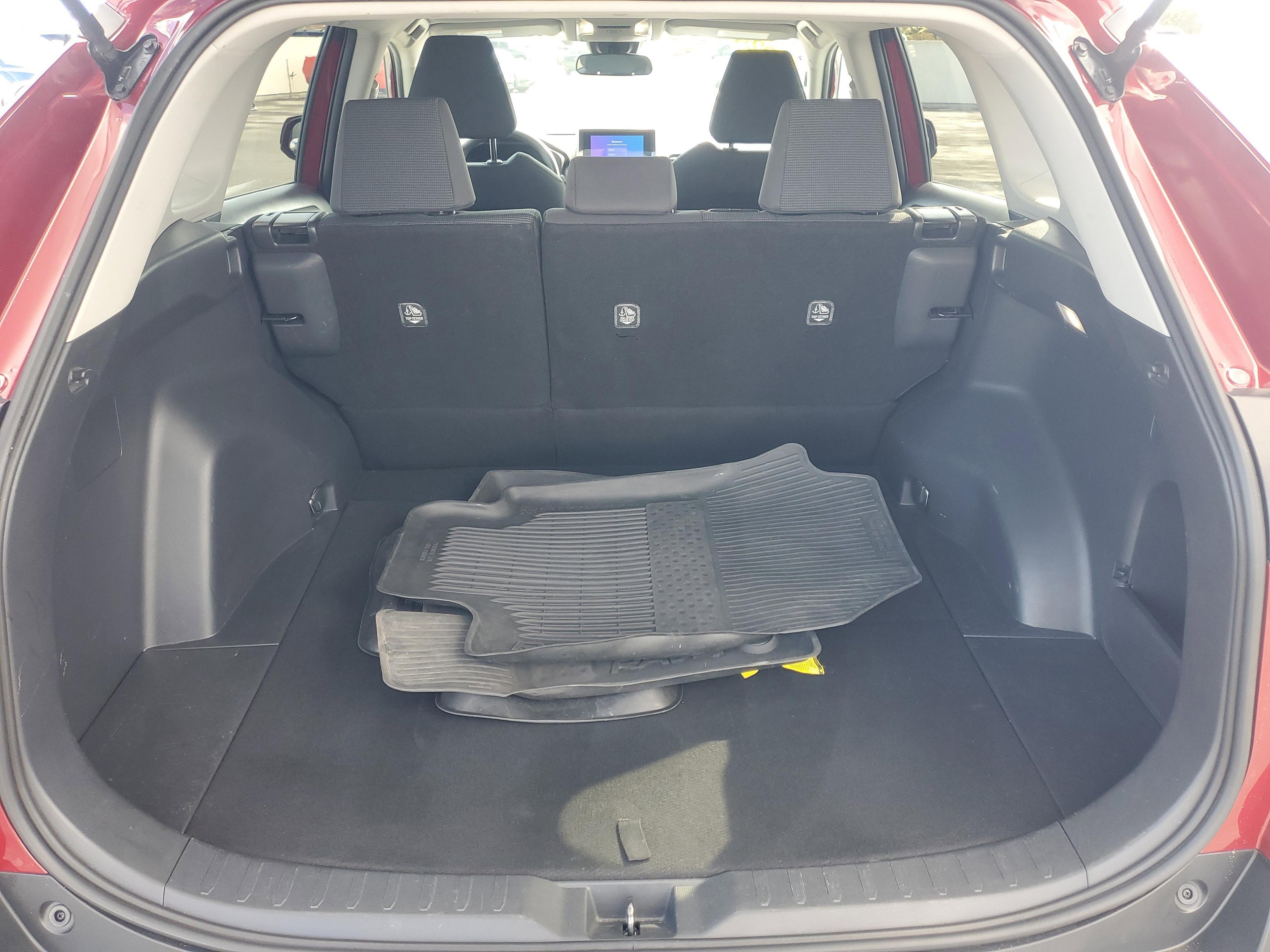 Toyota Rav4 Le Fwd Suv | Miami, Fl - Thumbnail 9