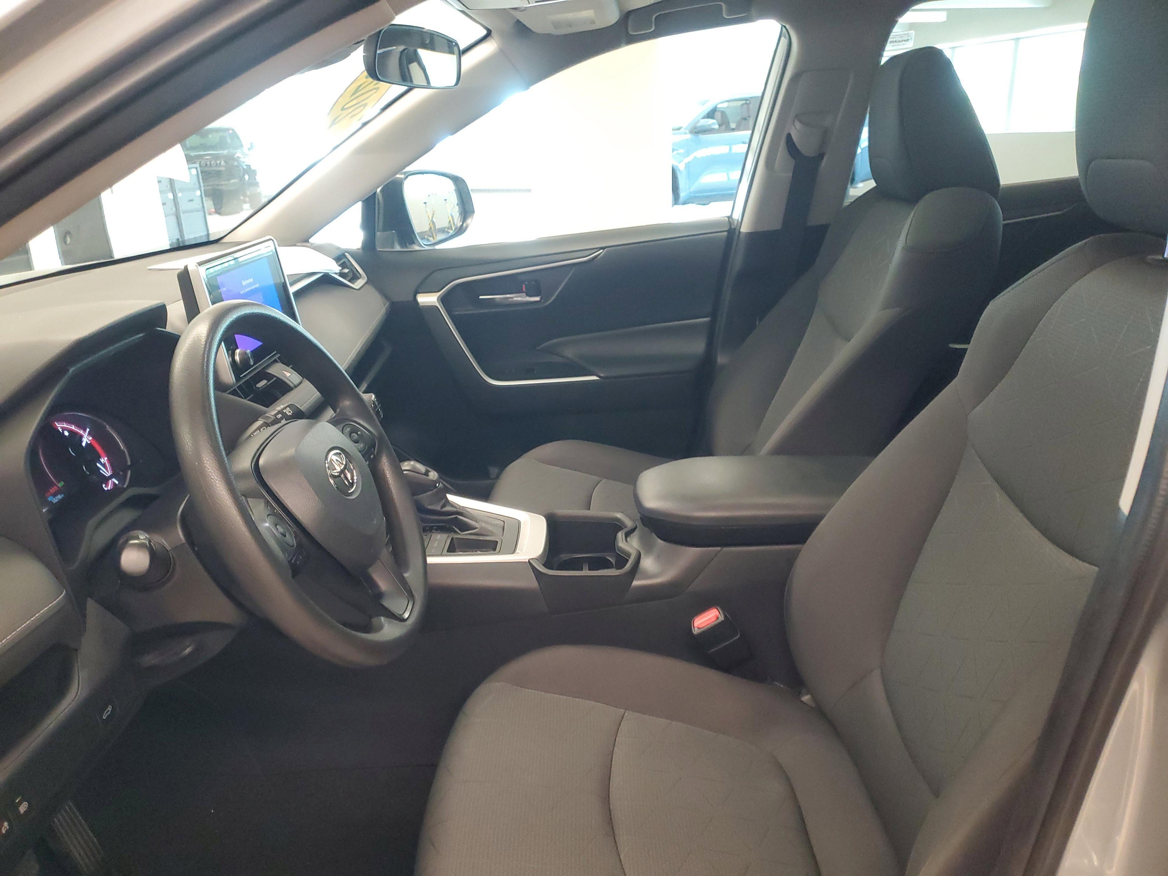 Toyota Rav4 Xle Fwd Suv | Miami, Fl - Thumbnail 15