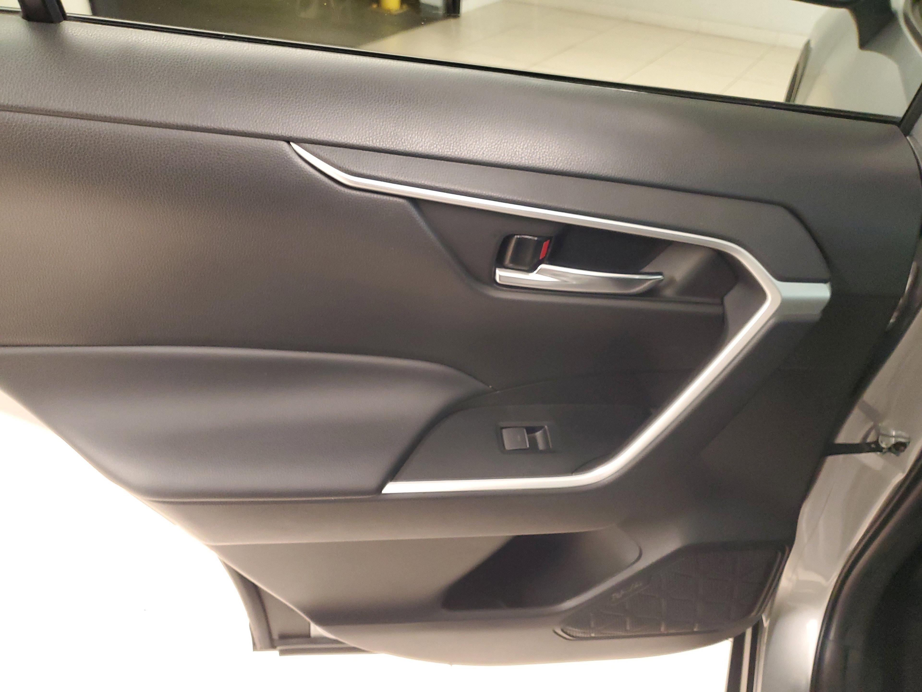 Toyota Rav4 Xle Fwd Suv | Miami, Fl - Thumbnail 14