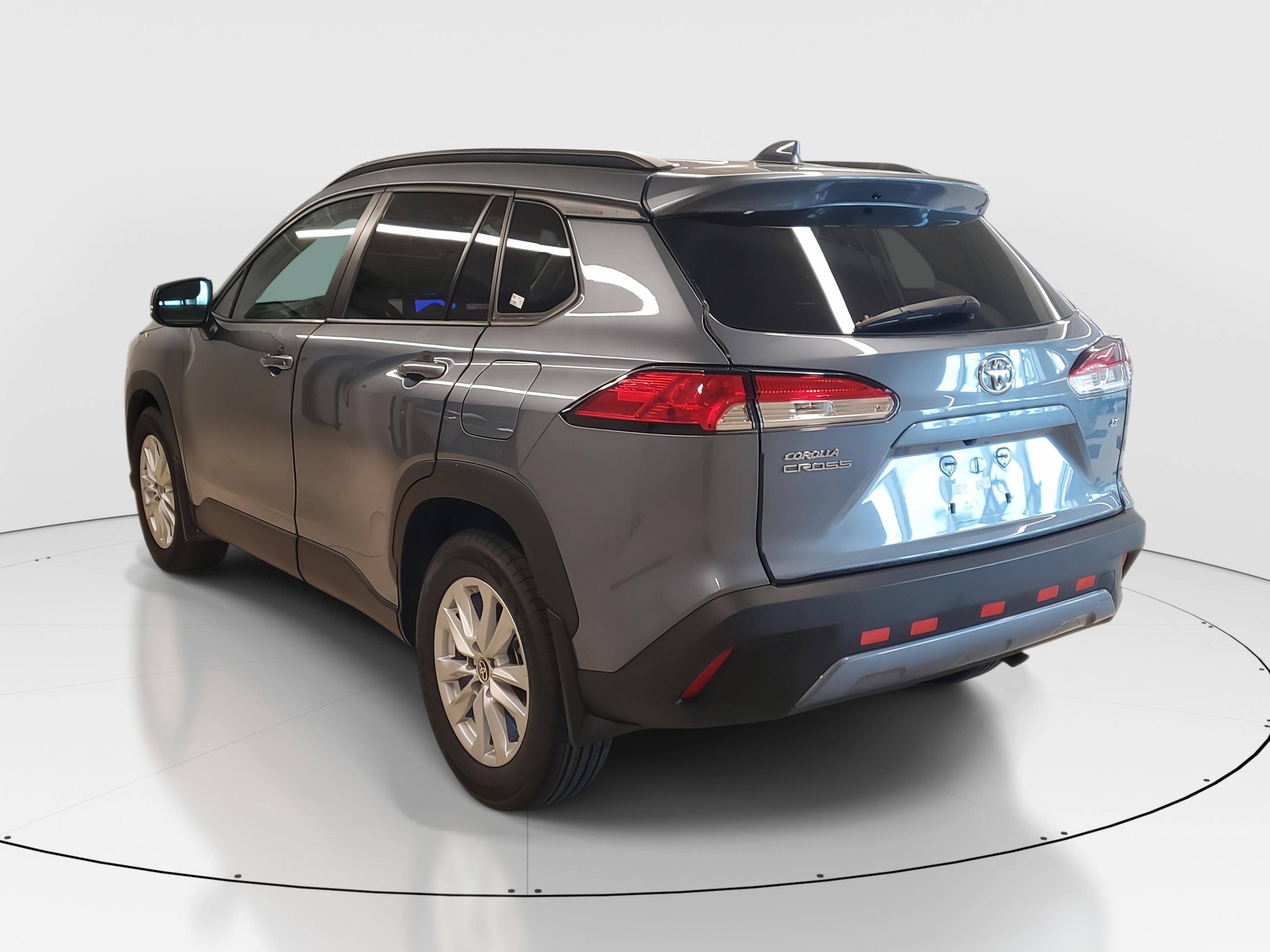 Toyota Corolla Cross Le Fwd - Thumbnail 6