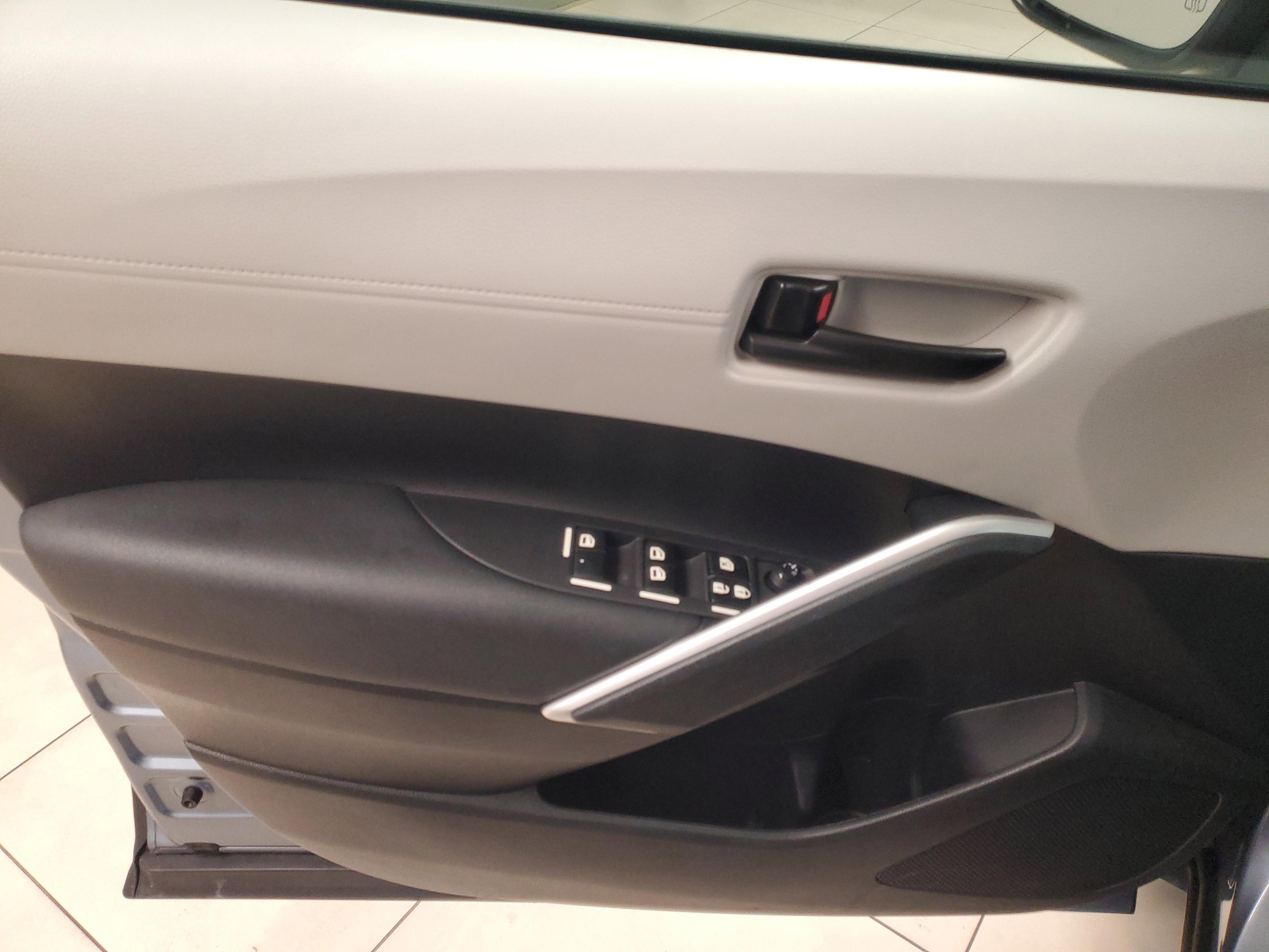 Toyota Corolla Cross Le Fwd - Thumbnail 18