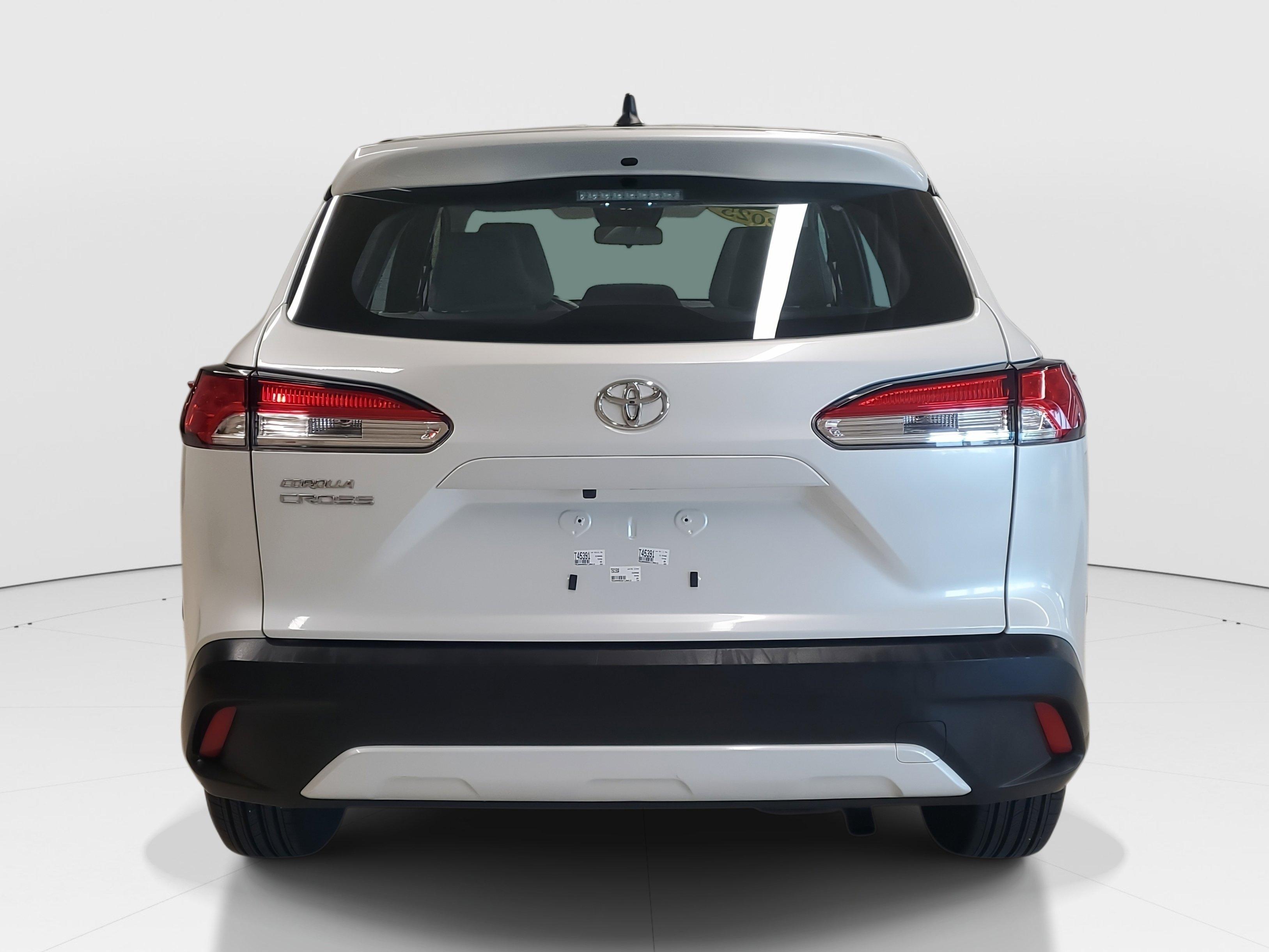 Toyota Corolla Cross L Fwd - Thumbnail 7