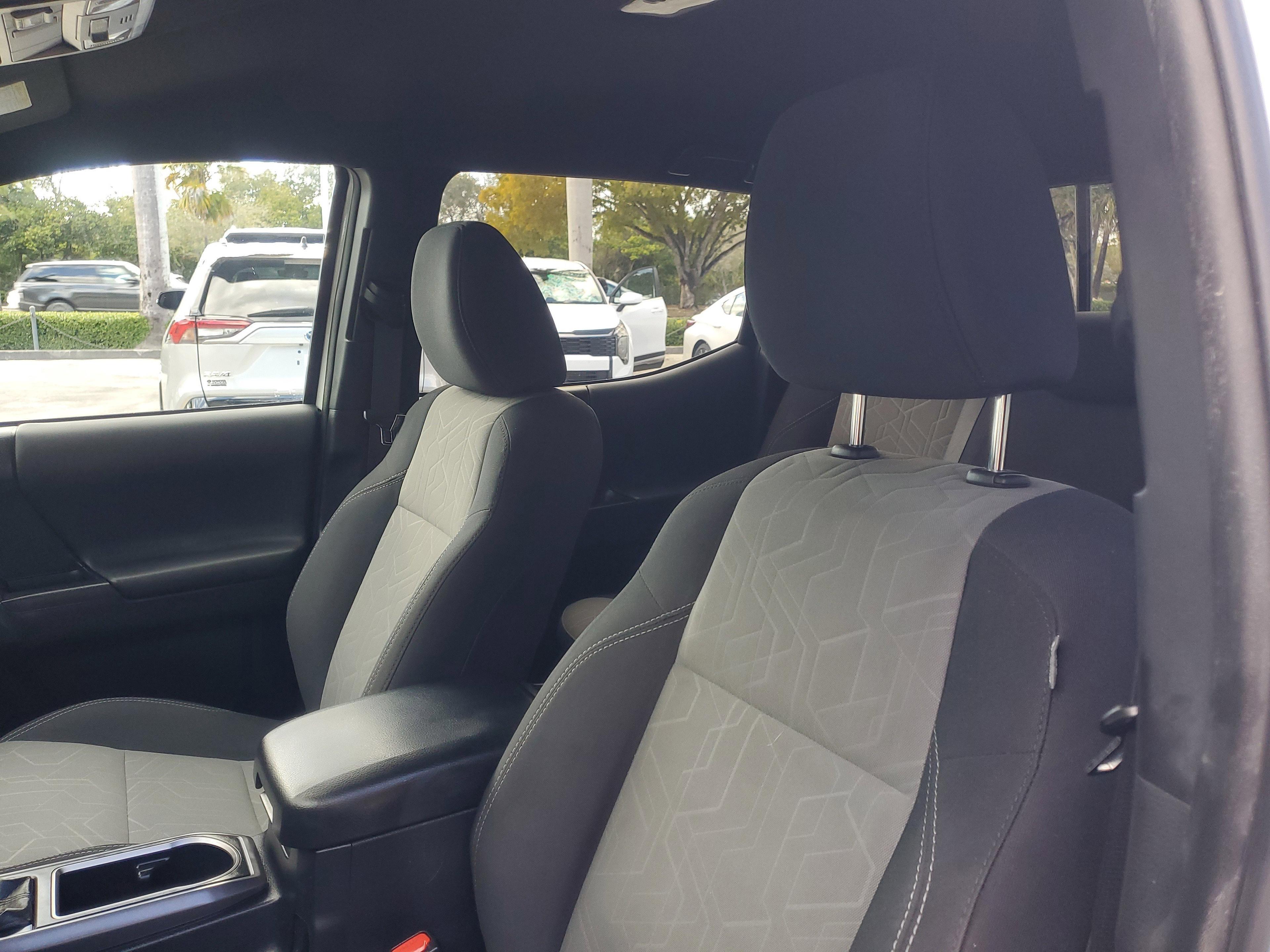 Toyota Tacoma 2Wd Trd Off-Road Rwd - Thumbnail 16