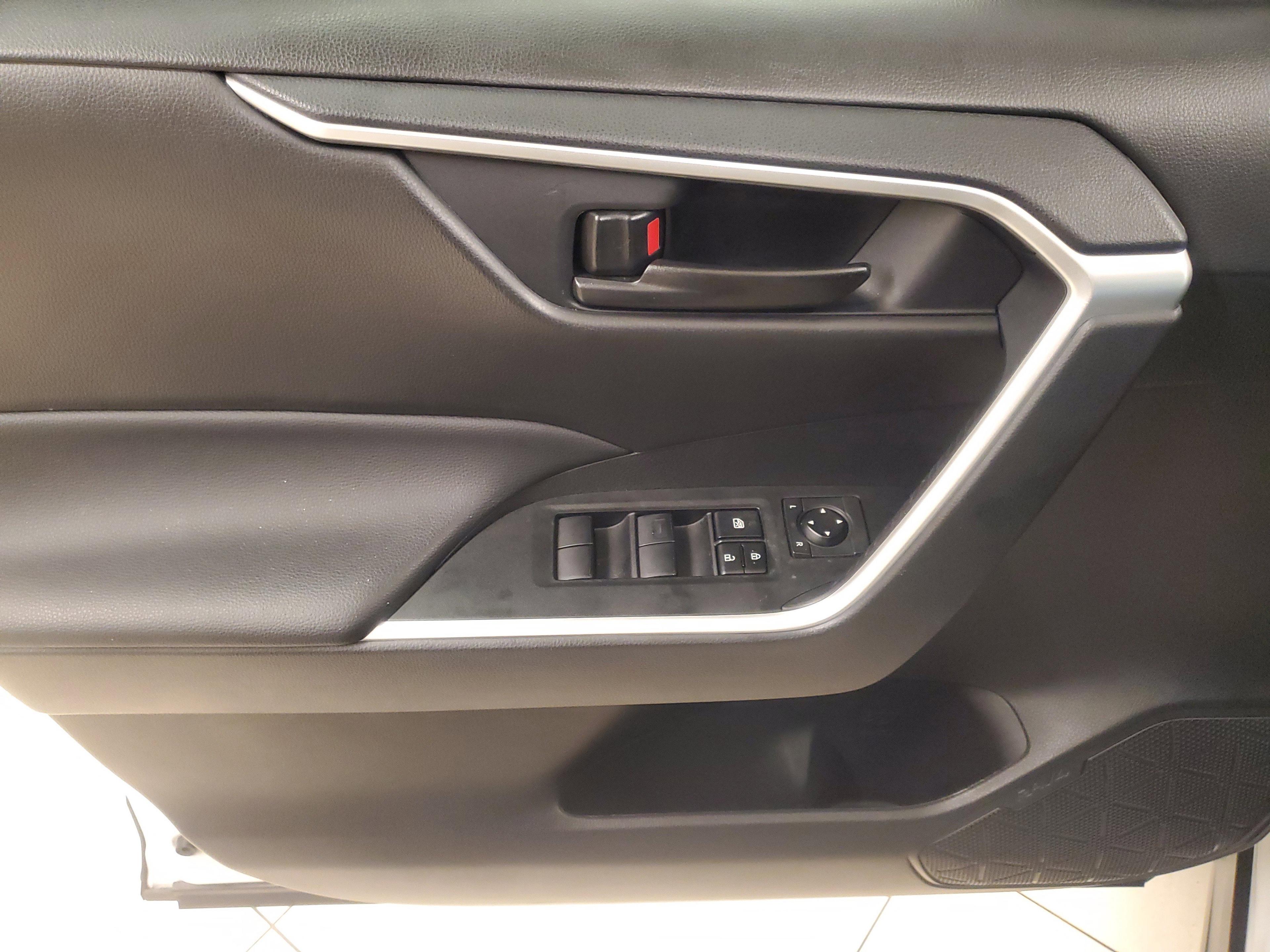 Toyota Rav4 Le Fwd Suv | Miami, Fl - Thumbnail 18