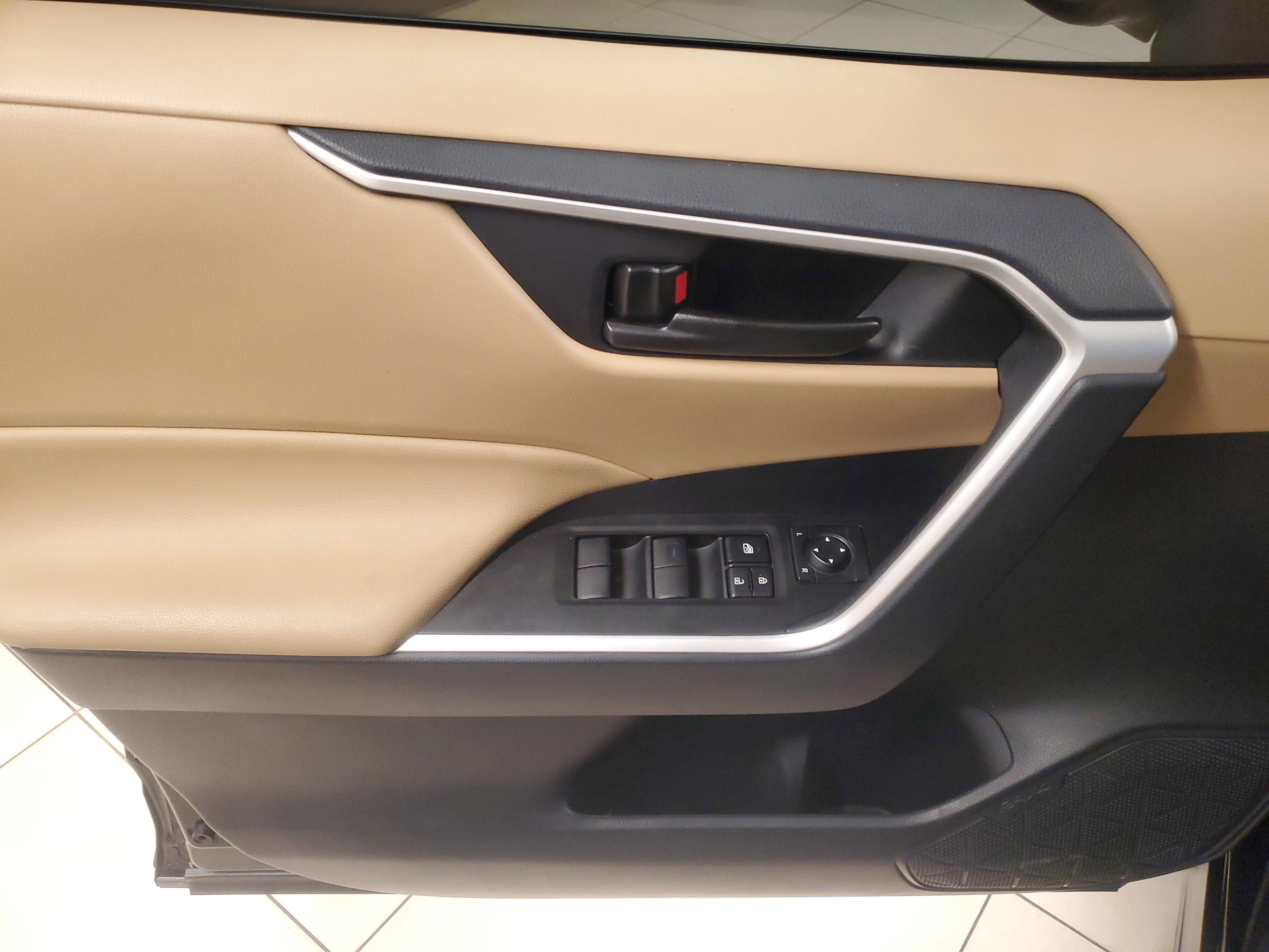 Toyota Rav4 Le Fwd - Thumbnail 18