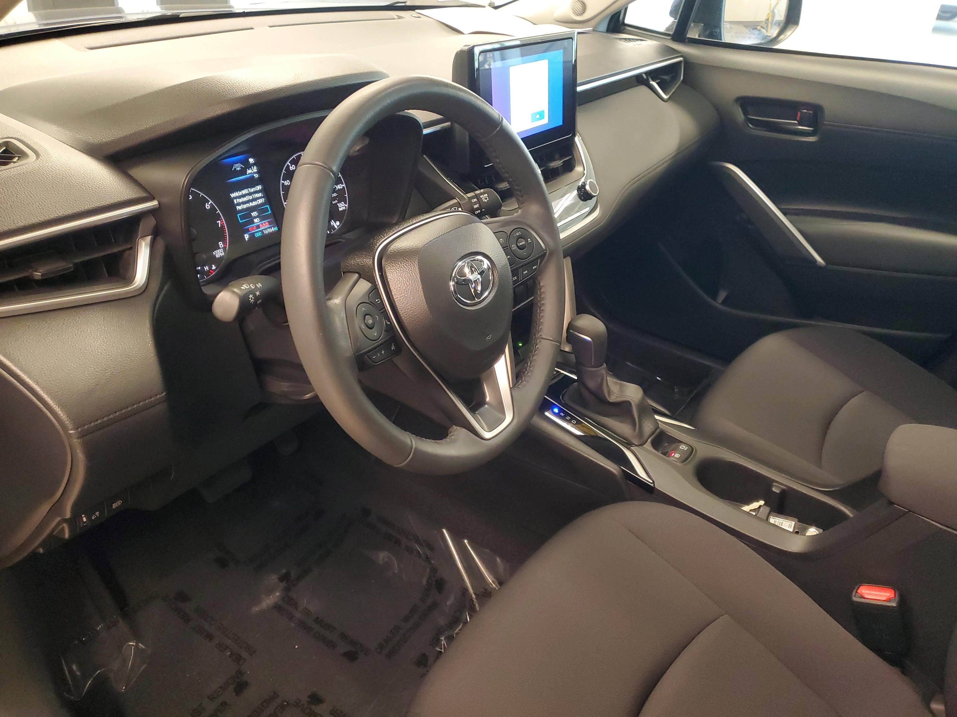 Toyota Corolla Cross Le Awd Suv | Miami, Fl - Thumbnail 17