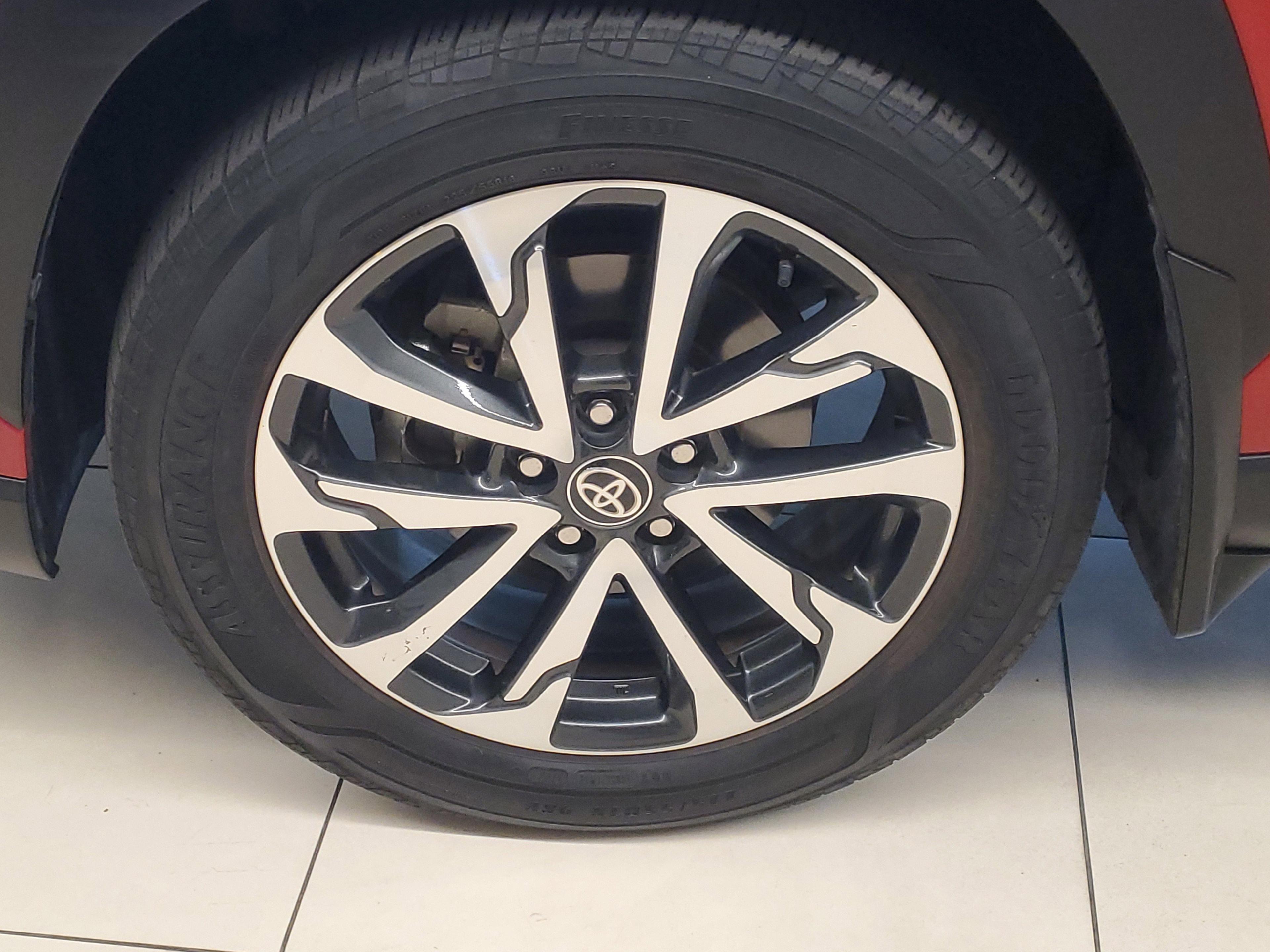 Toyota Corolla Cross Xle Fwd - Thumbnail 5