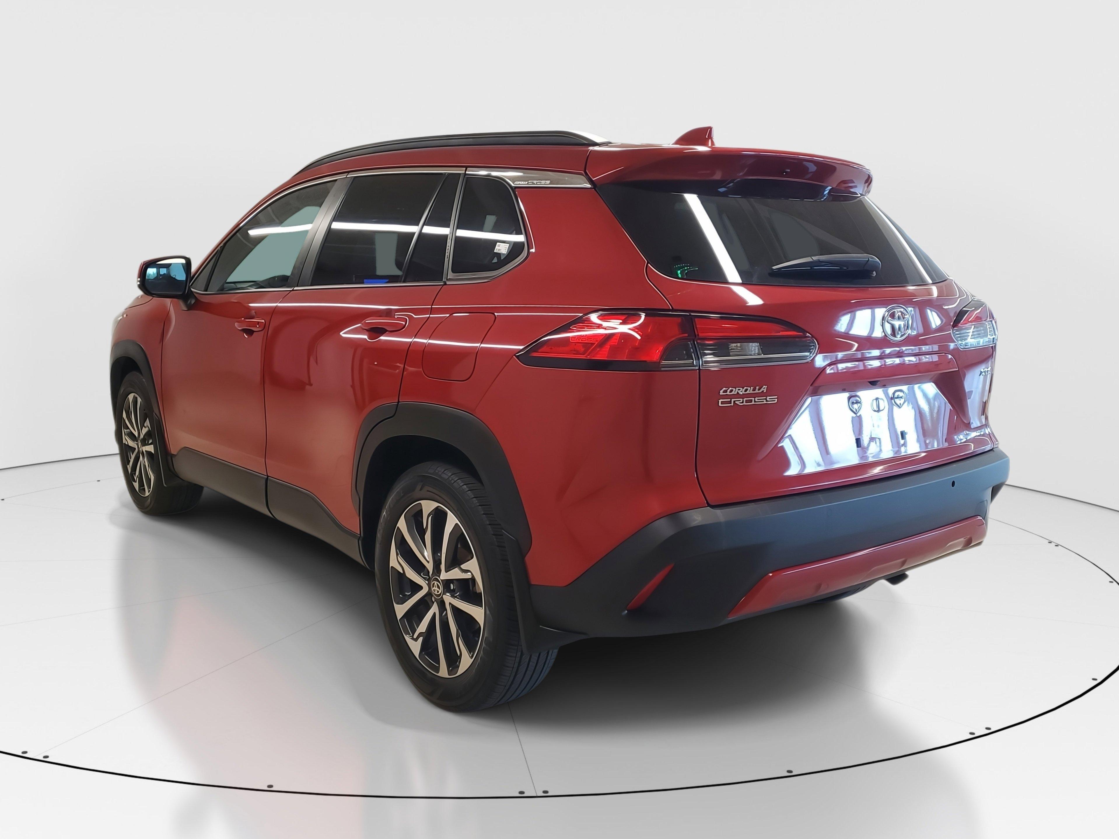 Toyota Corolla Cross Xle Fwd - Thumbnail 6