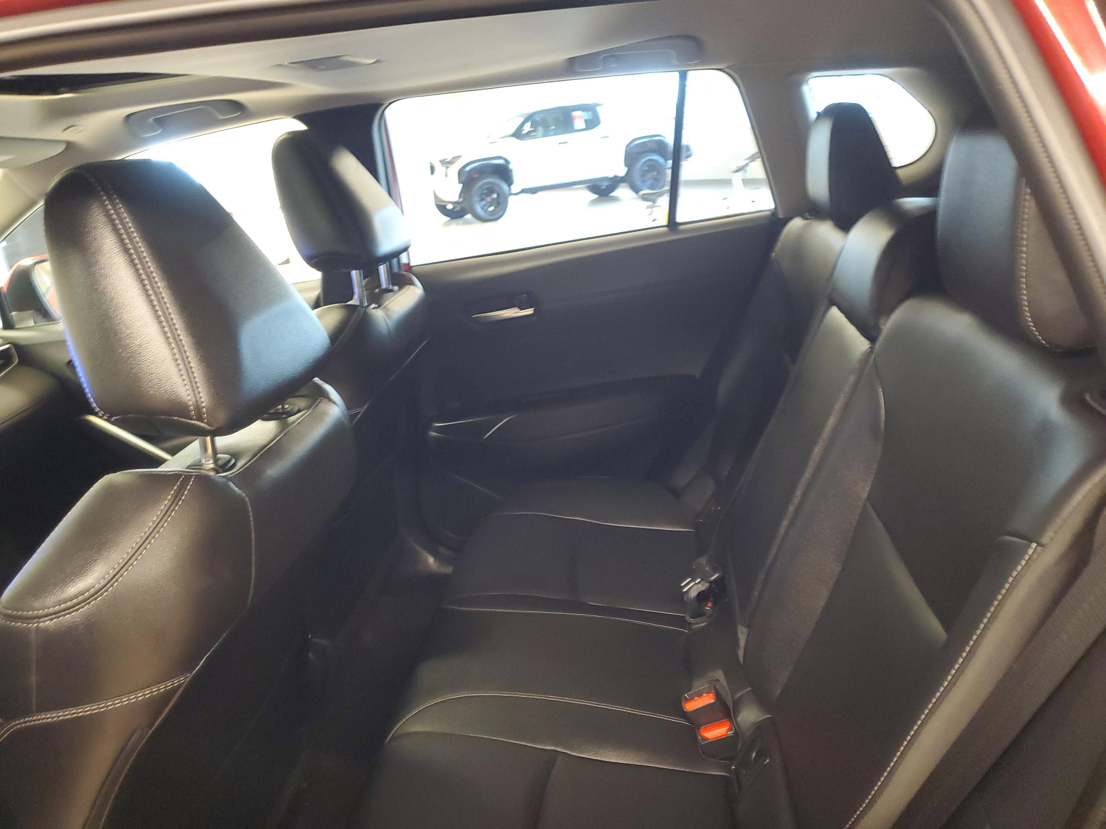 Toyota Corolla Cross Xle Fwd - Thumbnail 12