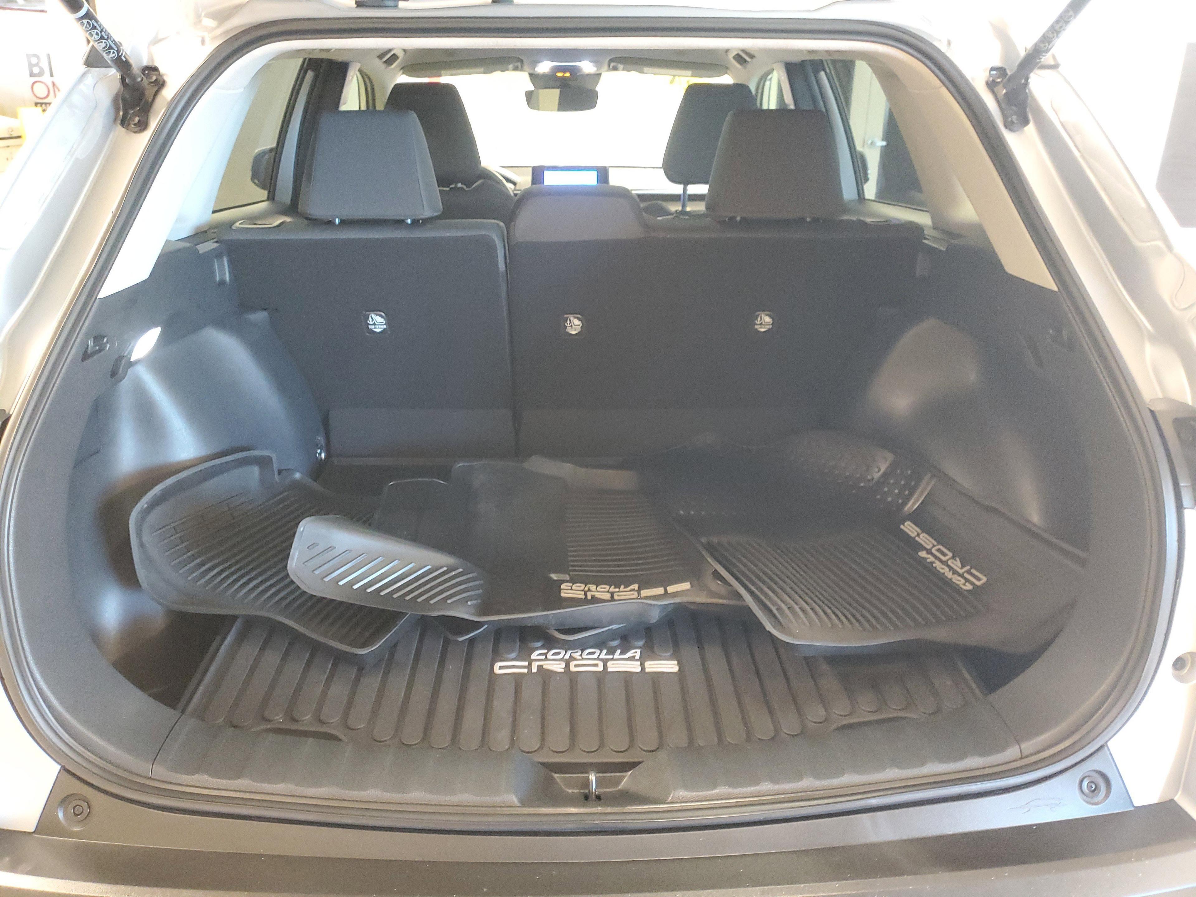 Toyota Corolla Cross Le Awd - Thumbnail 9