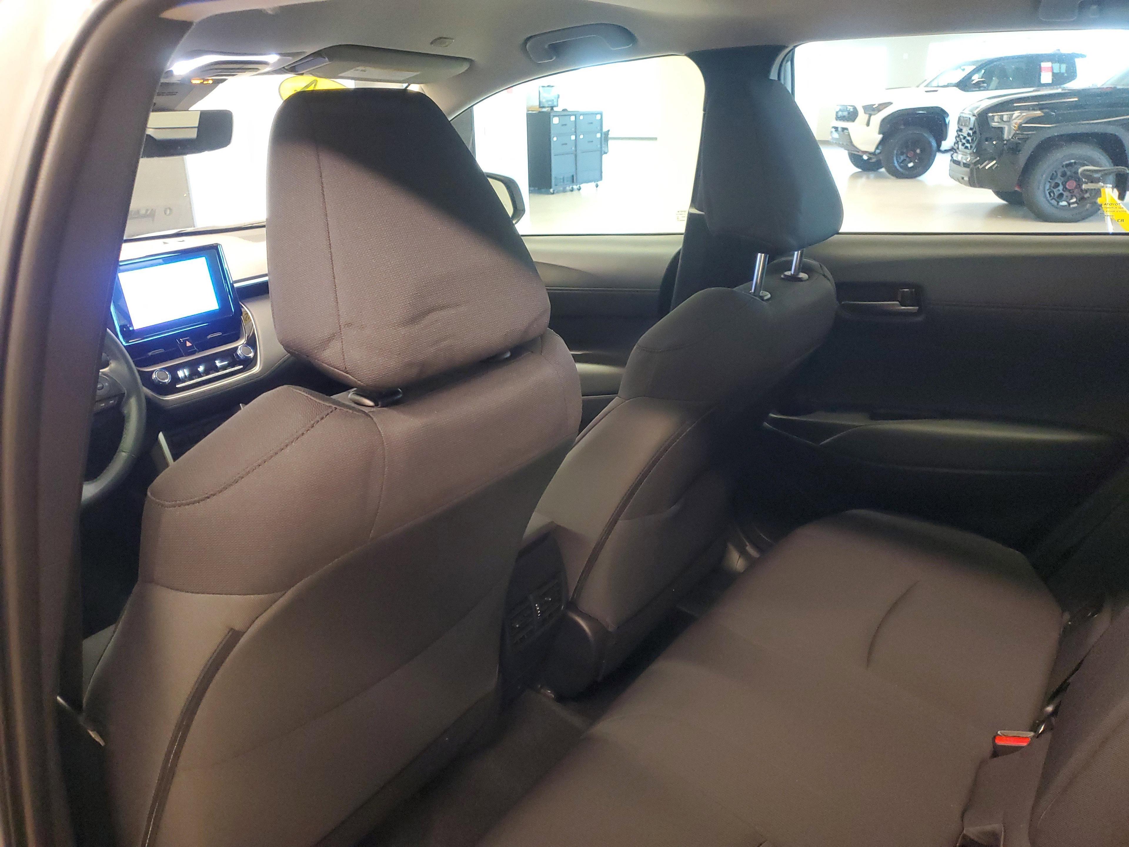 Toyota Corolla Cross Le Awd - Thumbnail 12