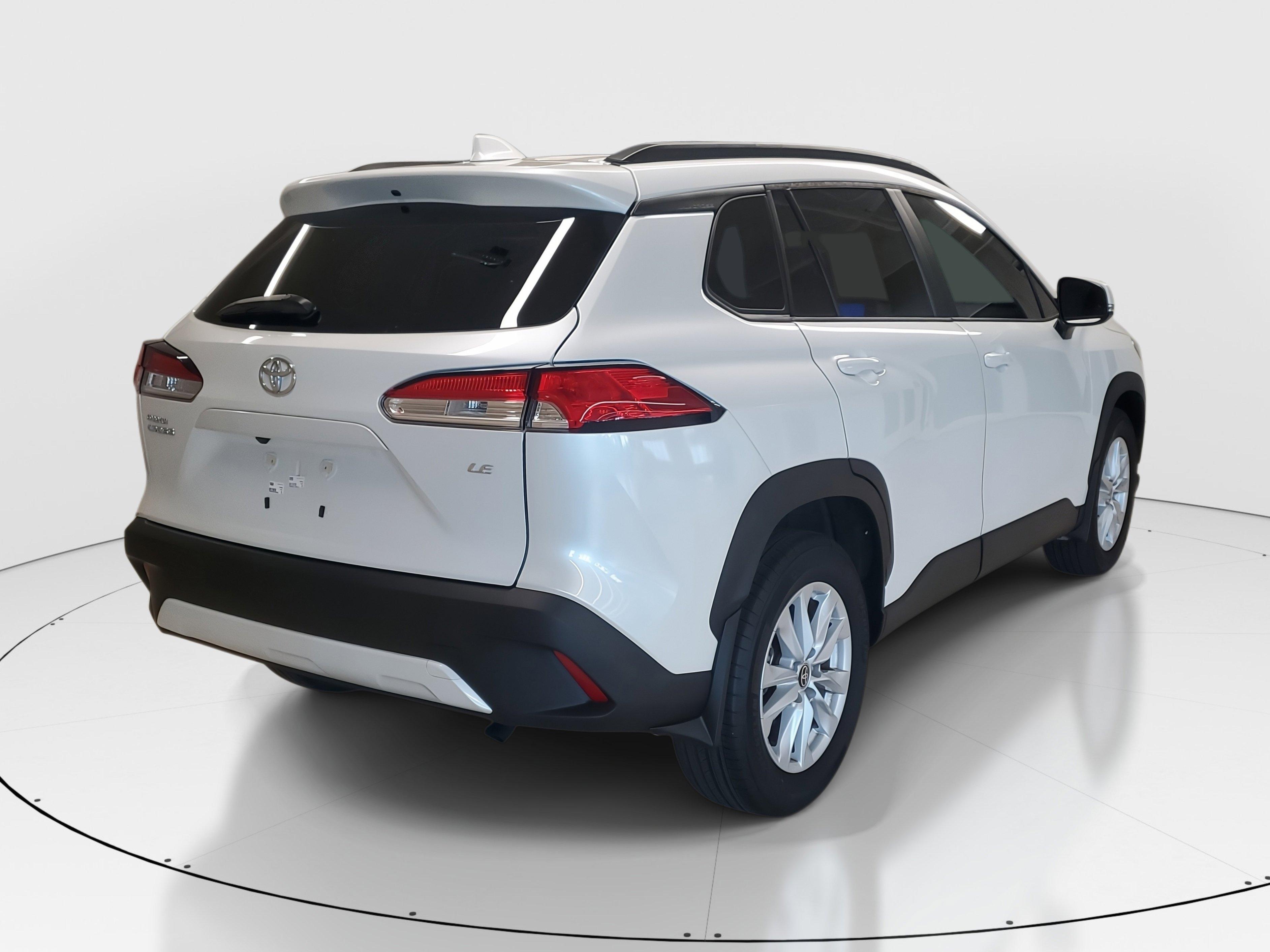 Toyota Corolla Cross Le Fwd - Thumbnail 8