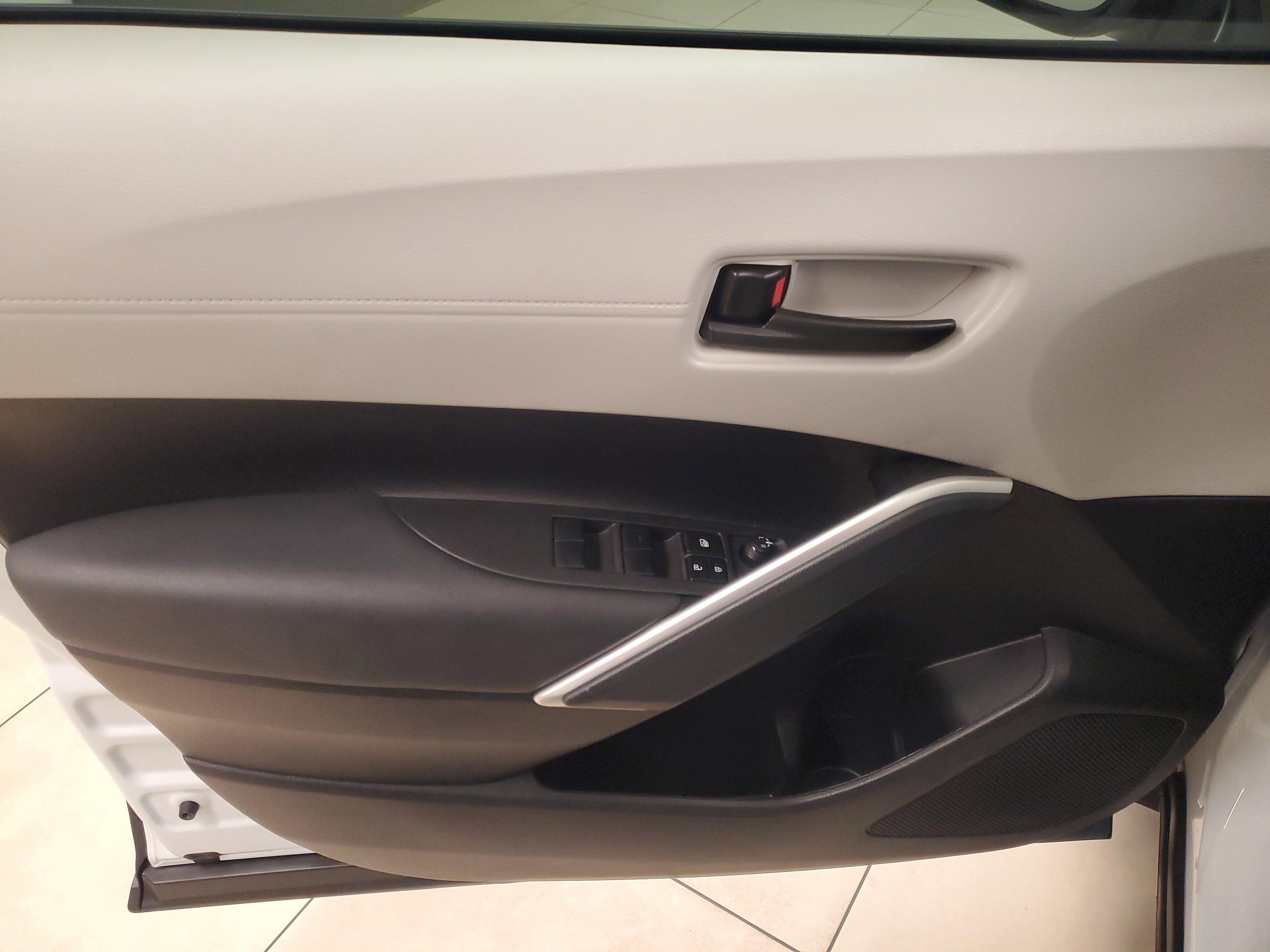 Toyota Corolla Cross Le Fwd - Thumbnail 18