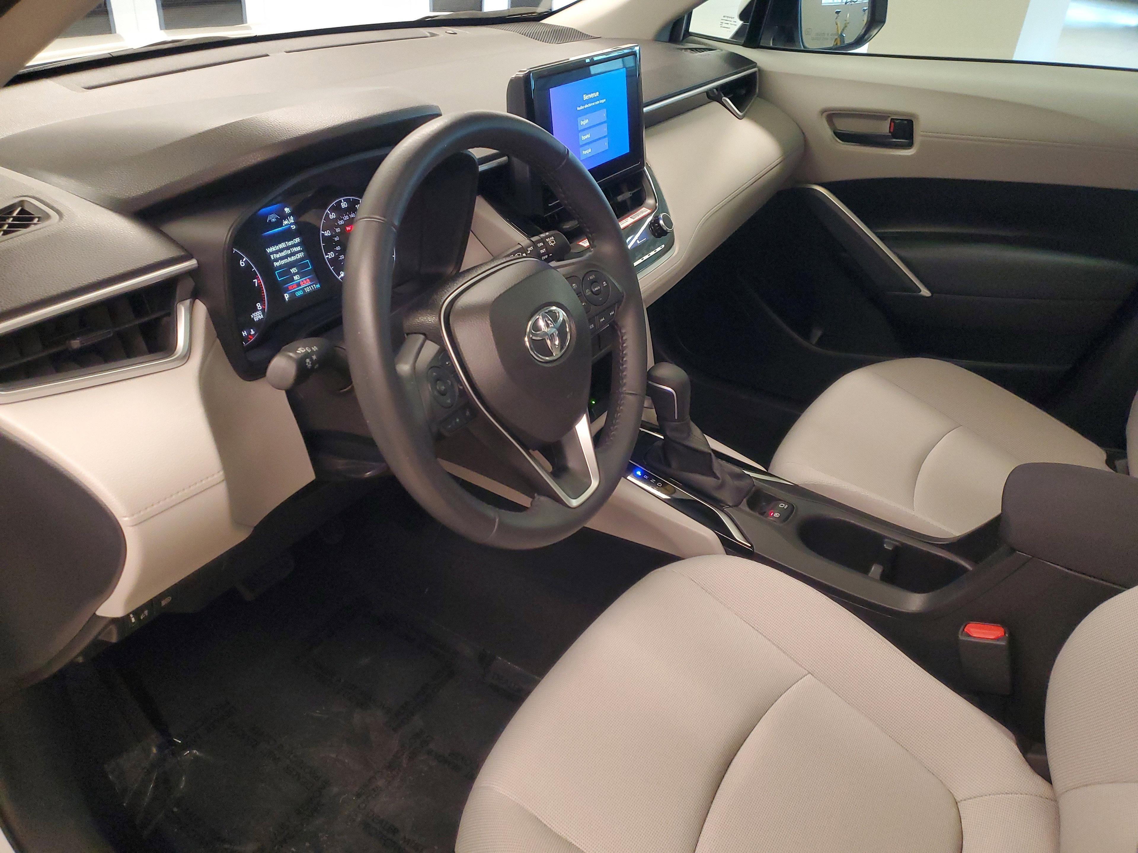 Toyota Corolla Cross Le Fwd - Thumbnail 16