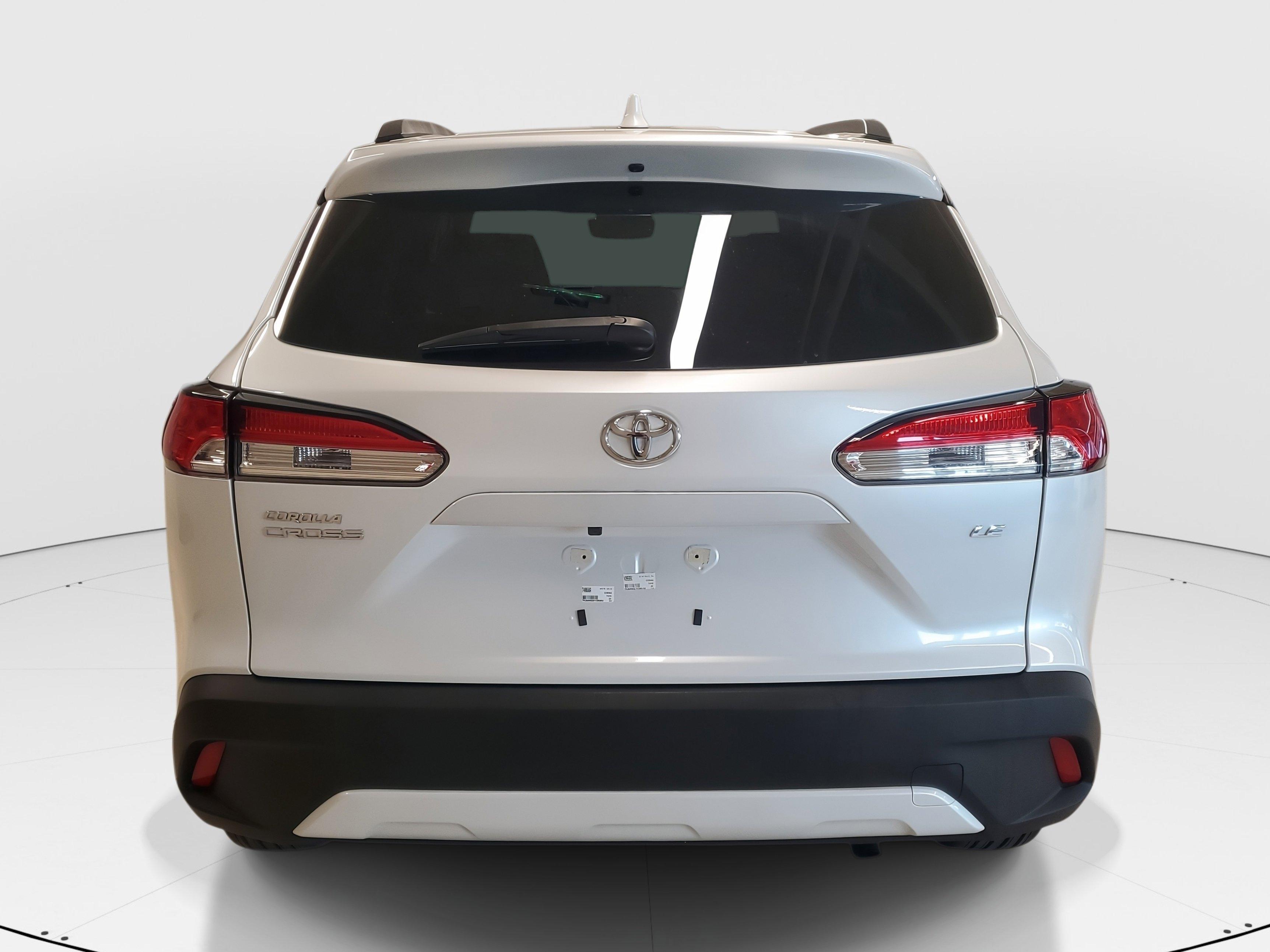 Toyota Corolla Cross Le Fwd - Thumbnail 7