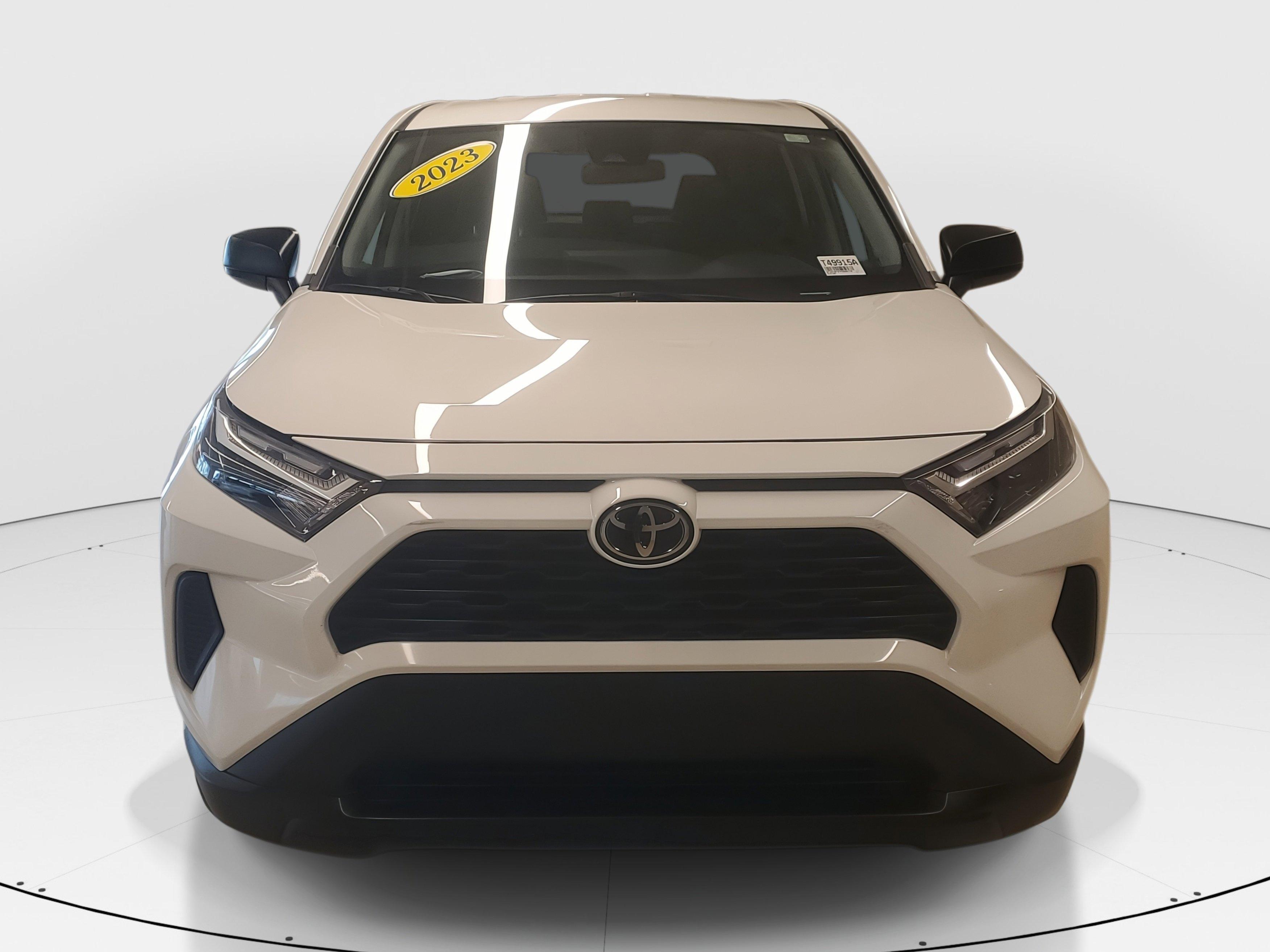 Toyota Rav4 Le Fwd - Thumbnail 3