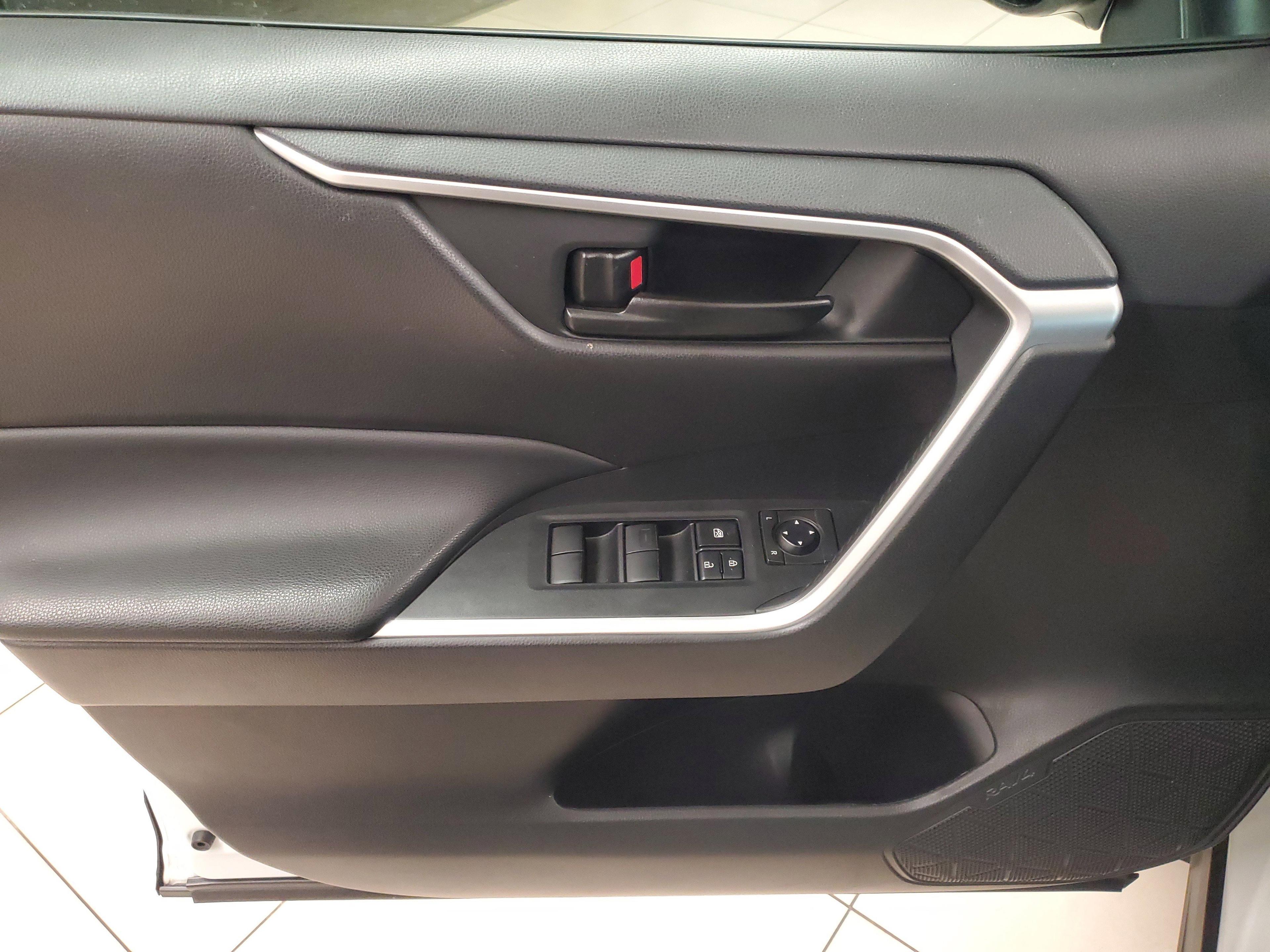 Toyota Rav4 Le Fwd - Thumbnail 18