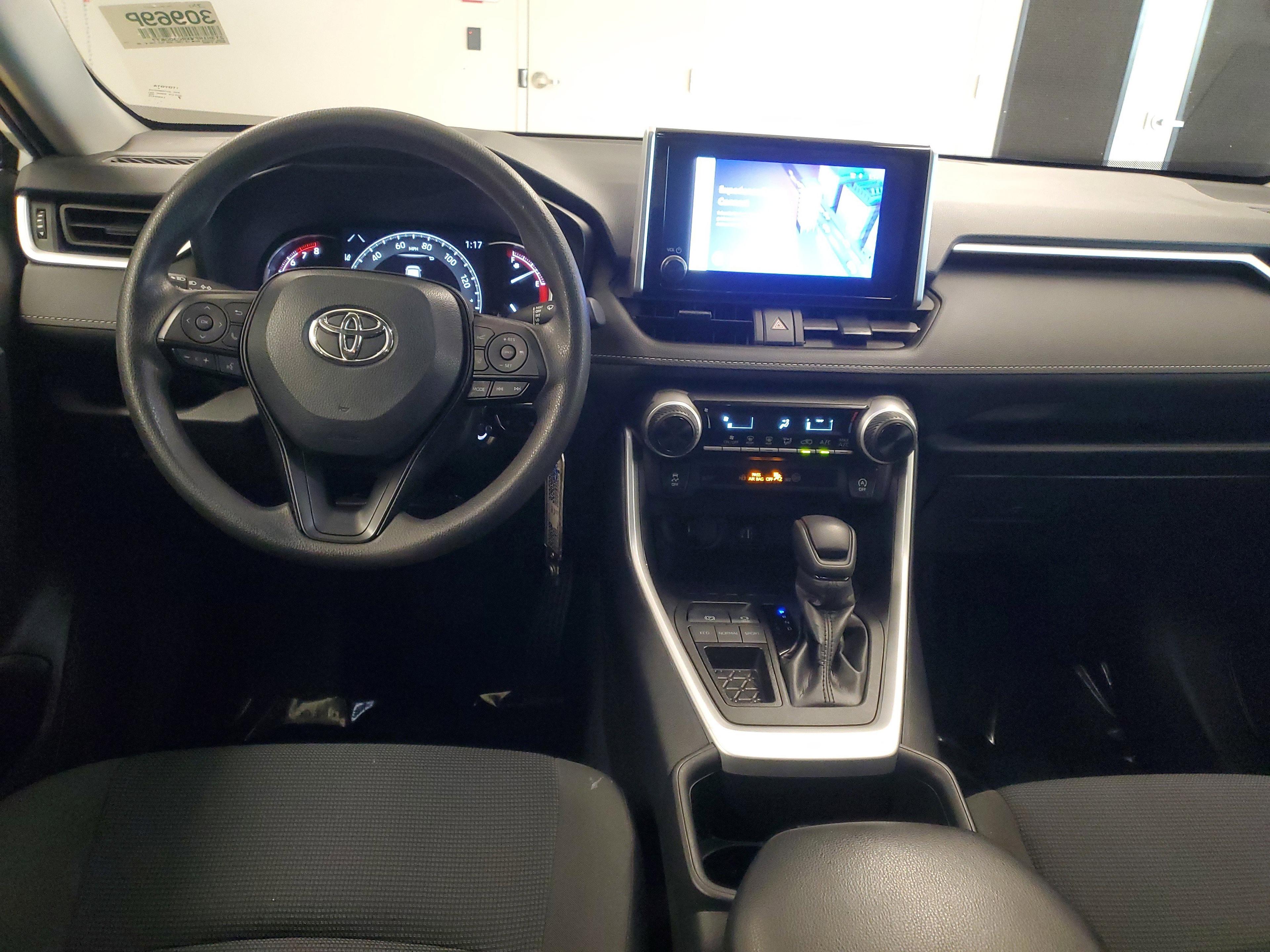 Toyota Rav4 Le Fwd - Thumbnail 10