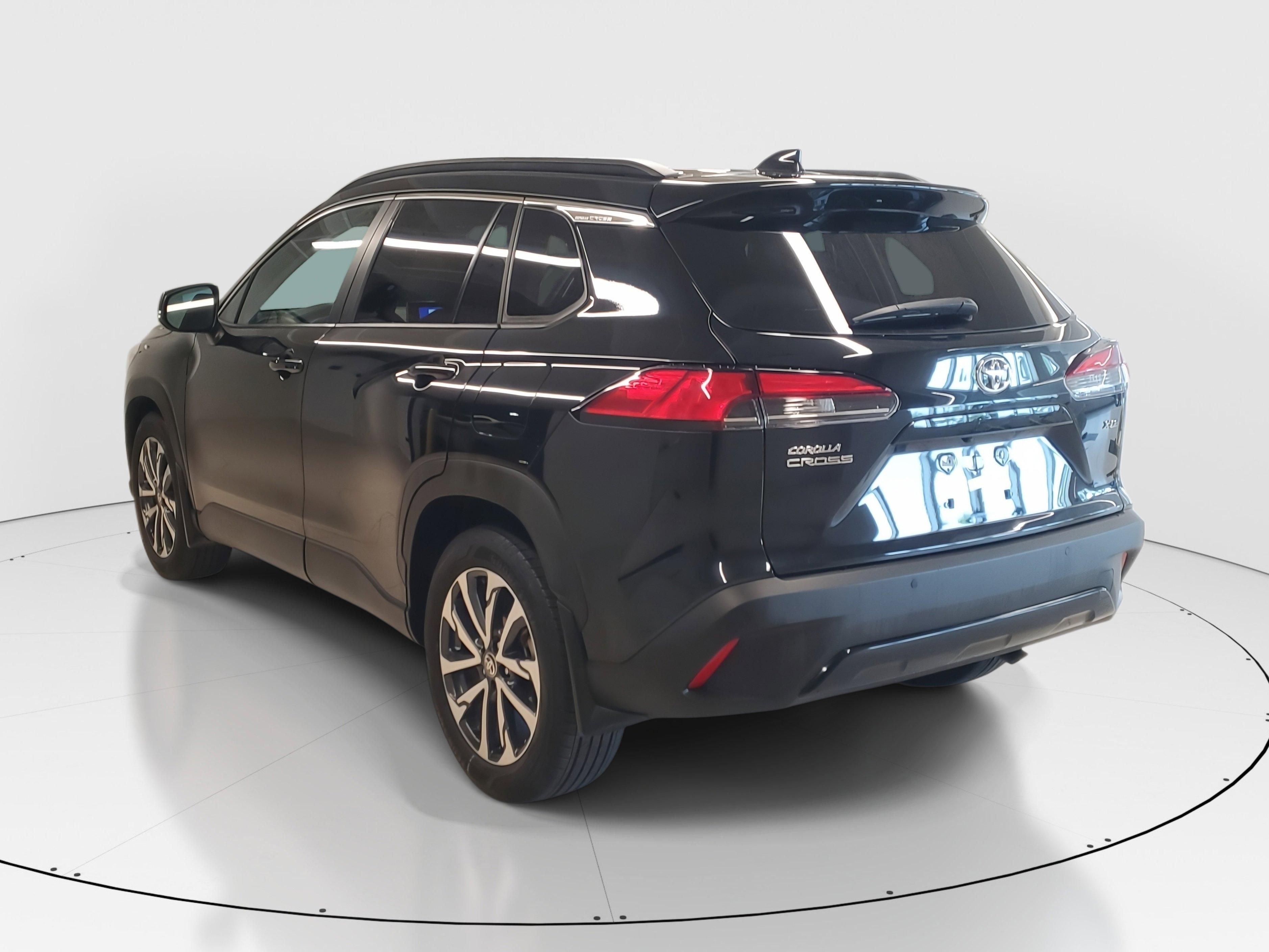 Toyota Corolla Cross Xle Fwd - Thumbnail 6