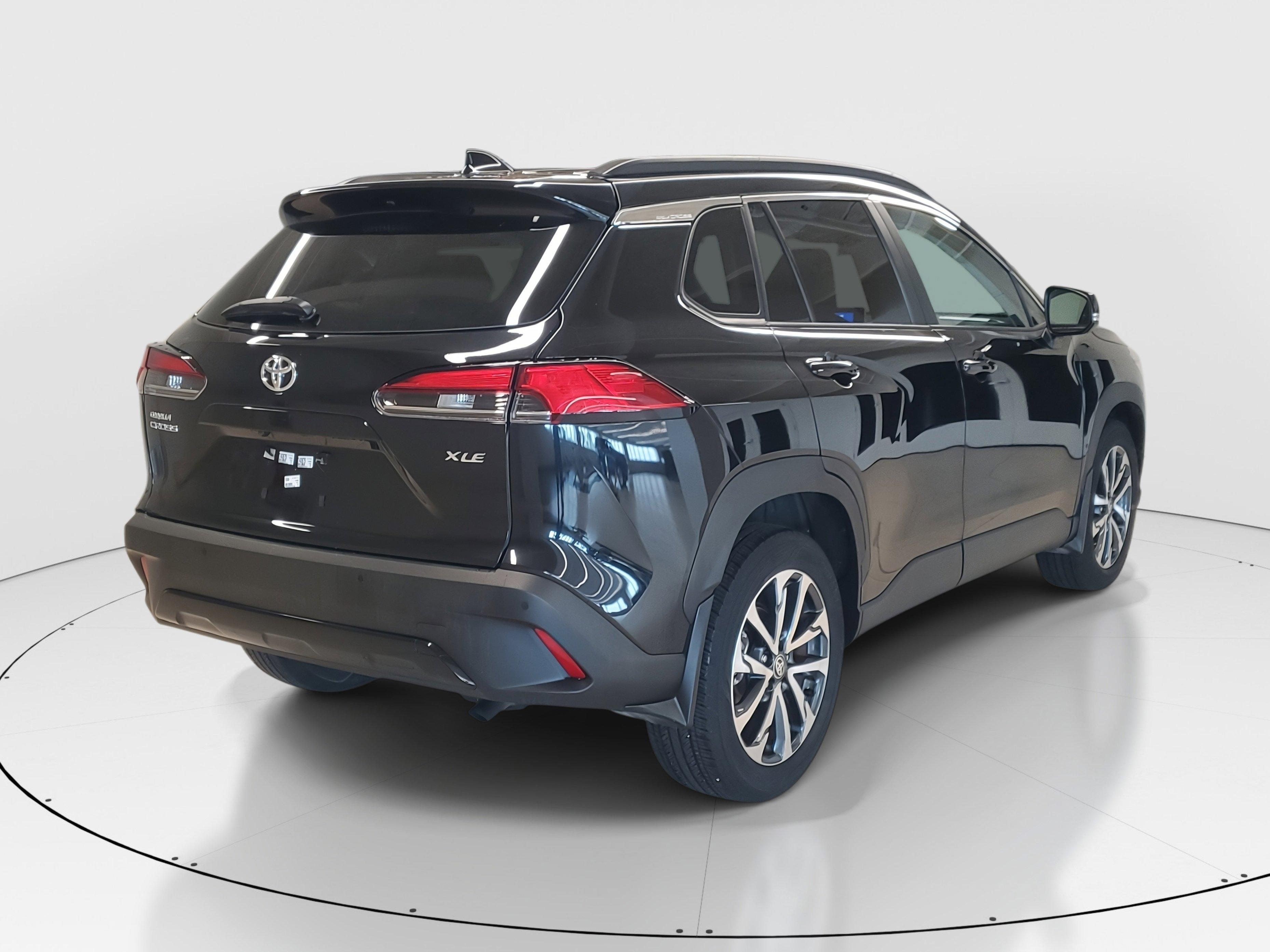 Toyota Corolla Cross Xle Fwd - Thumbnail 8