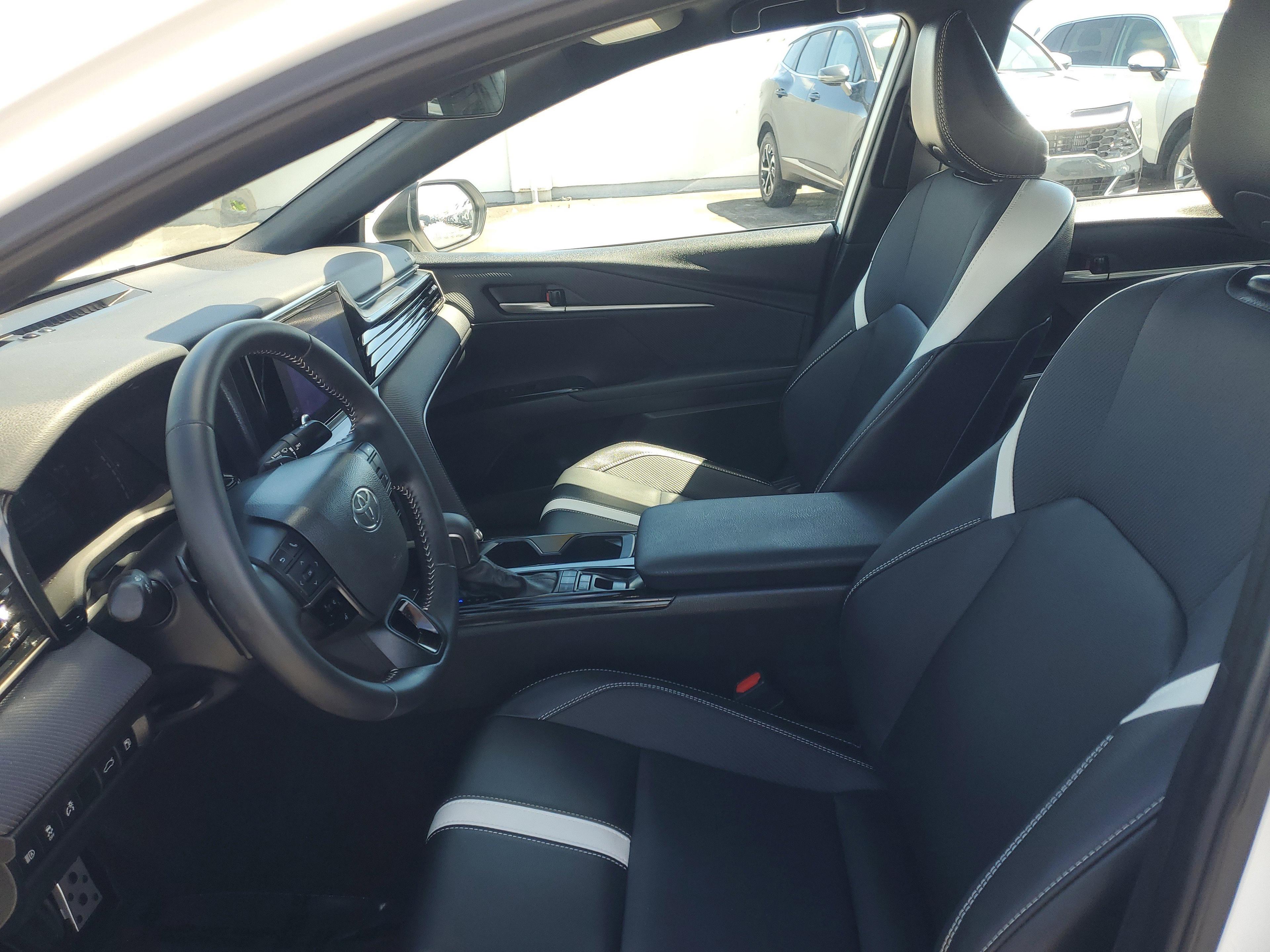 Toyota Camry Se Fwd Sedan | Miami, Fl - Thumbnail 15