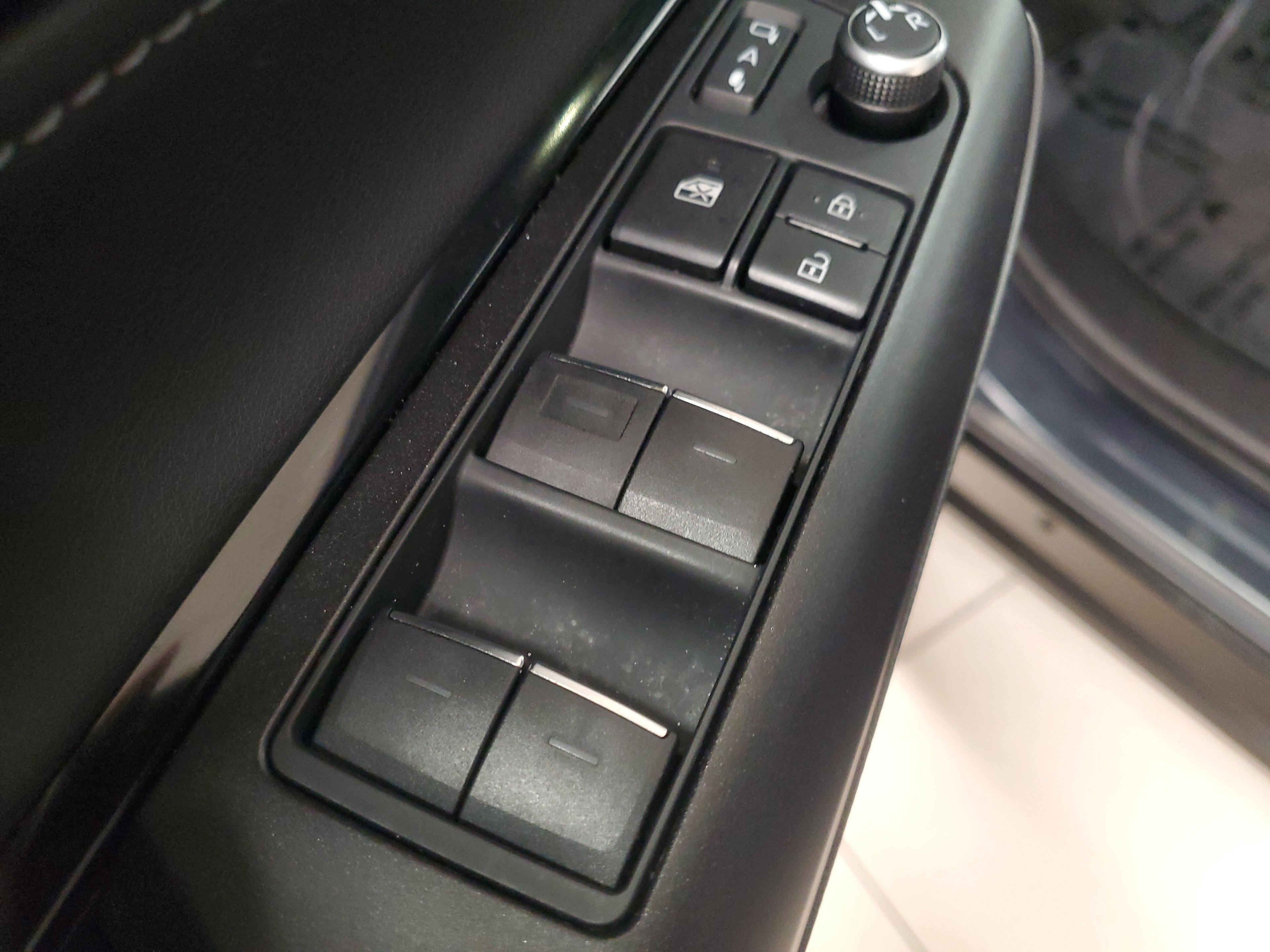 Toyota Venza Le Awd - Thumbnail 20