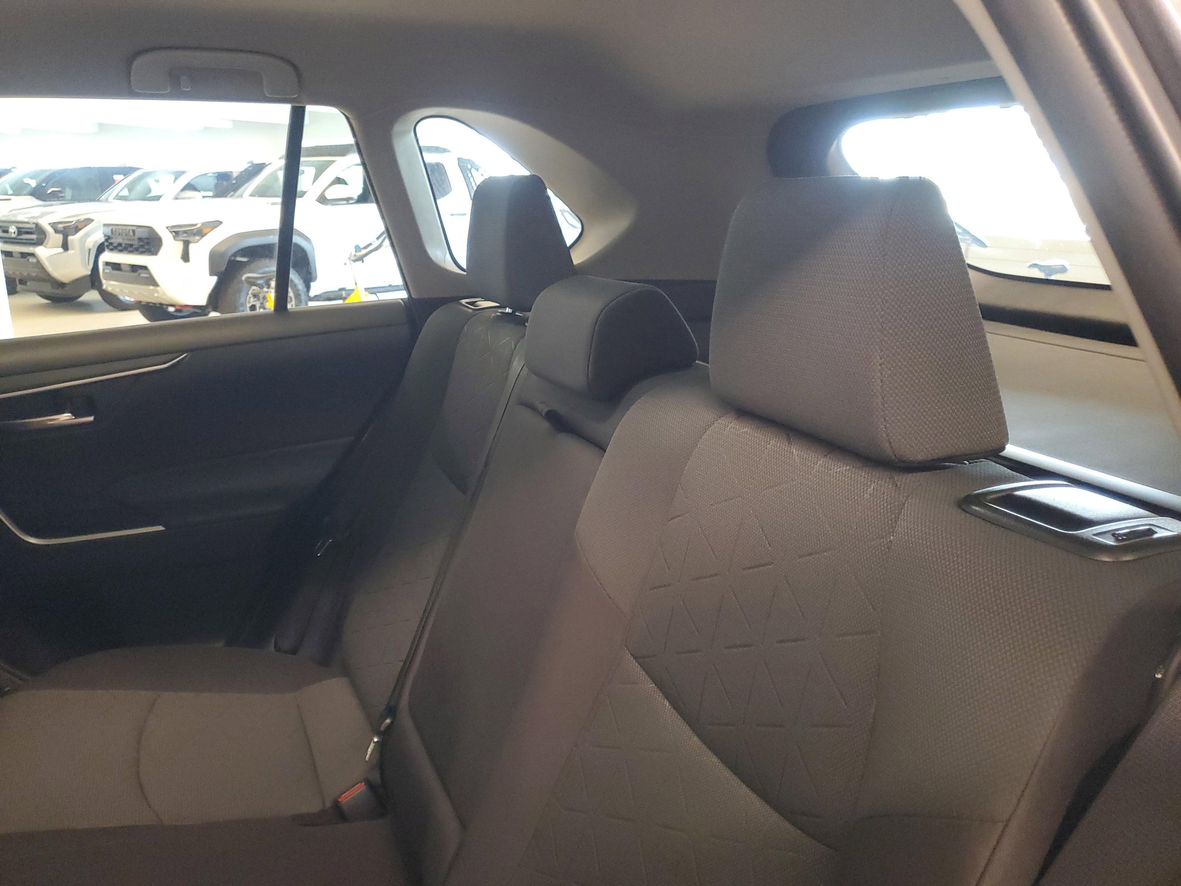 Toyota Rav4 Xle Fwd - Thumbnail 13