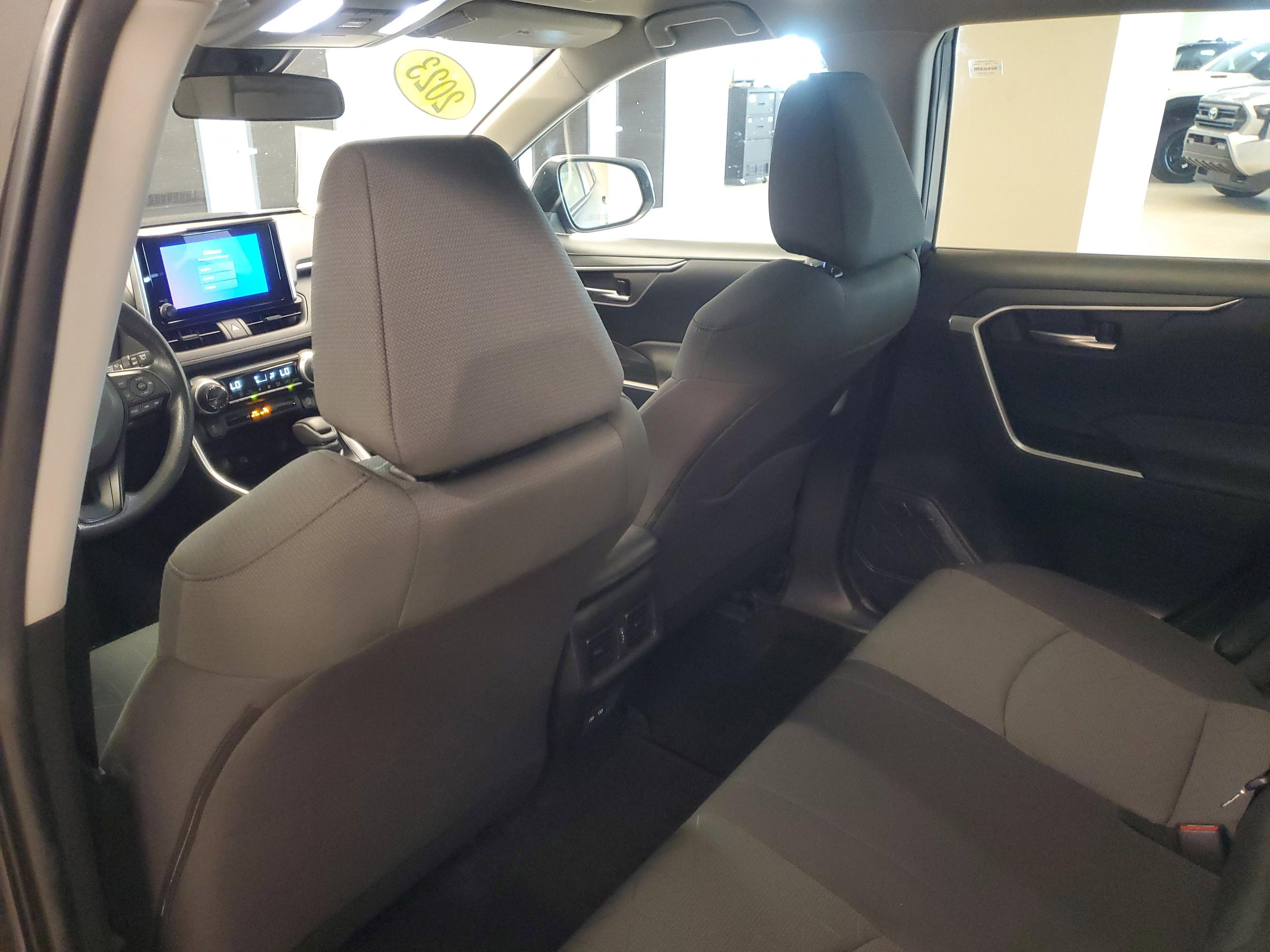 Toyota Rav4 Xle Fwd - Thumbnail 12