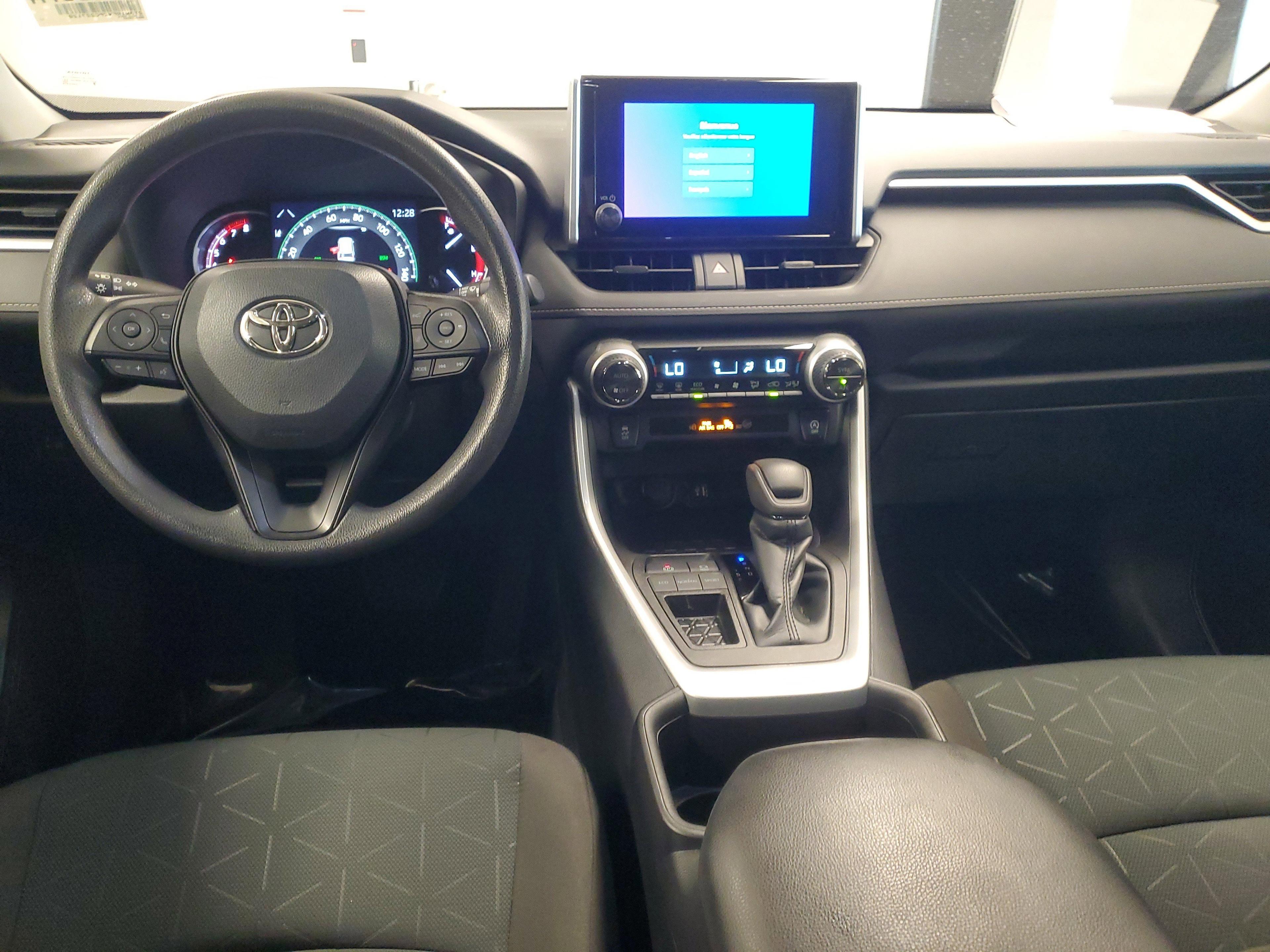 Toyota Rav4 Xle Fwd - Thumbnail 10