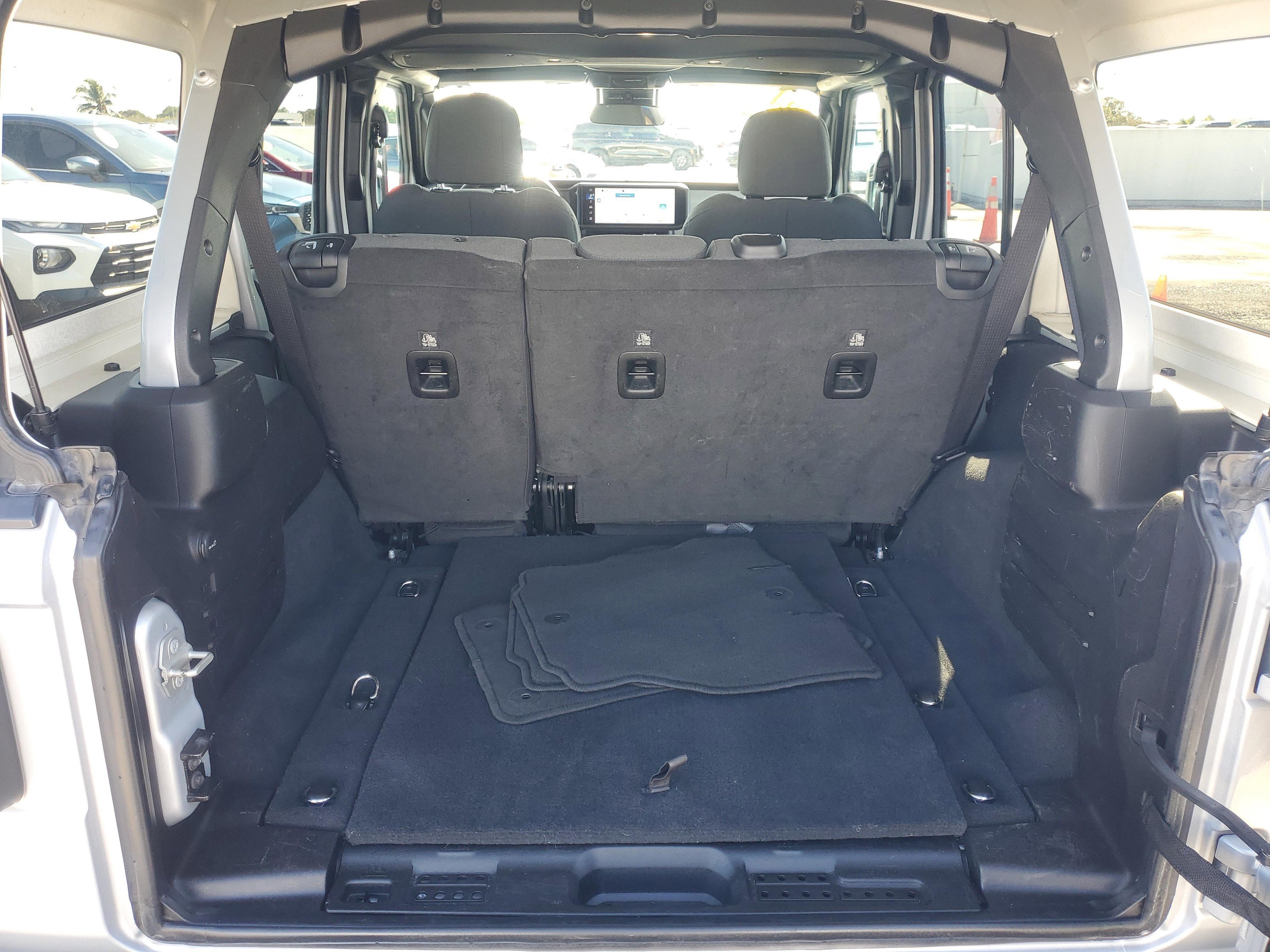 Jeep Wrangler Sport S 4Wd - Thumbnail 9