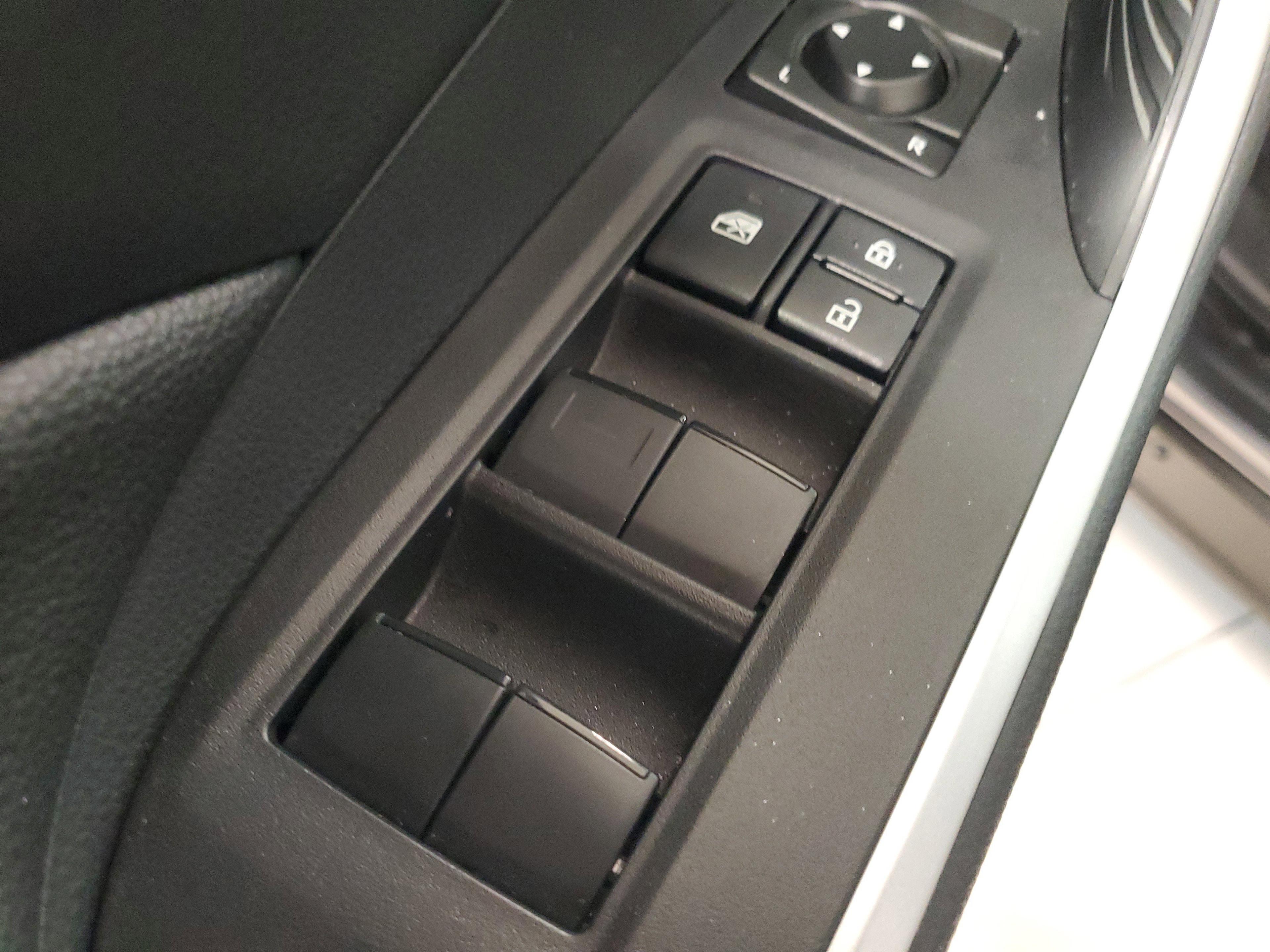 Toyota Rav4 Hybrid Le Awd Suv | Miami, Fl - Thumbnail 18