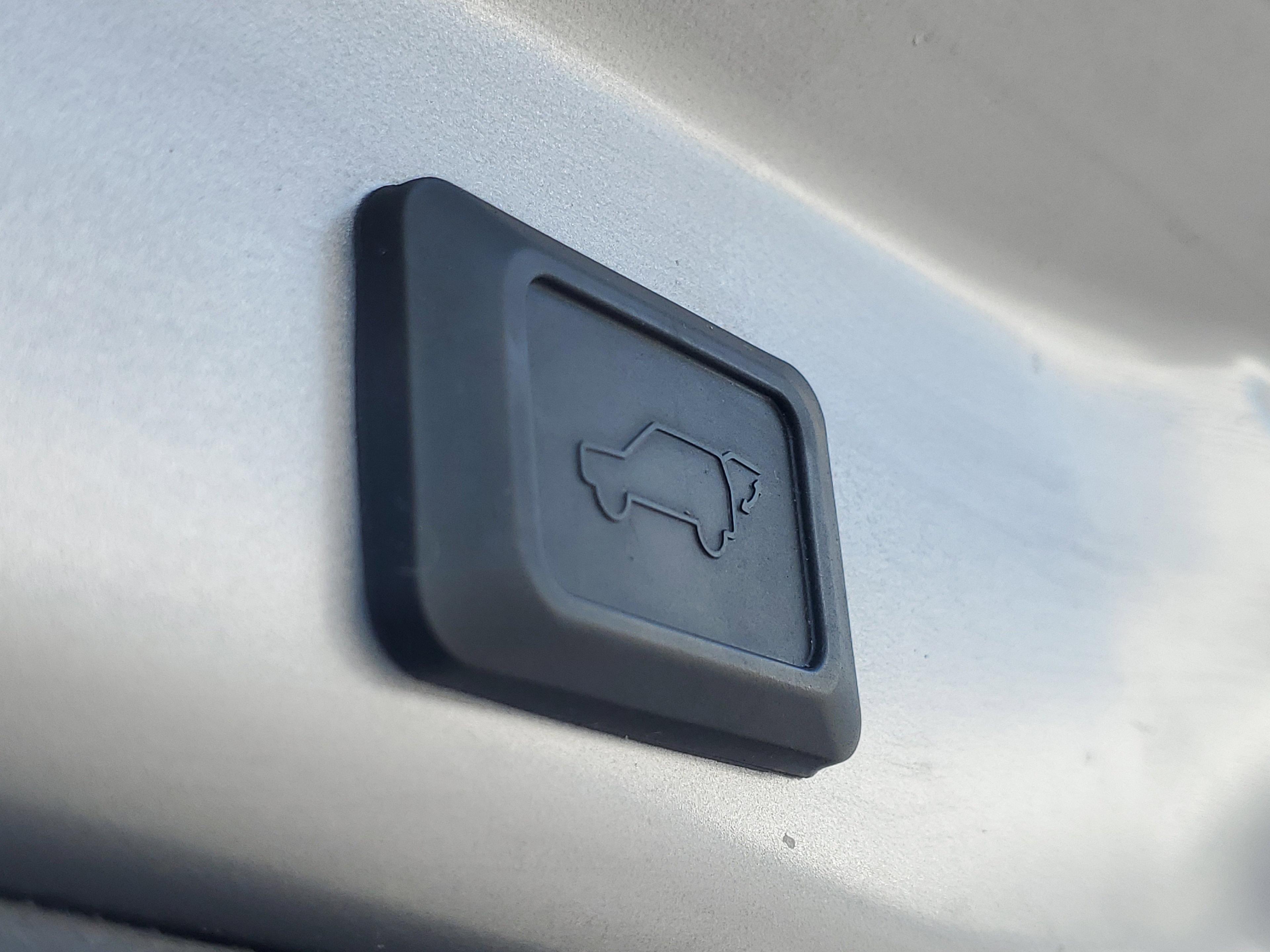 Toyota Rav4 Hybrid Xse Awd - Thumbnail 10