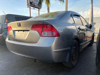 Honda Civic - Thumbnail 4