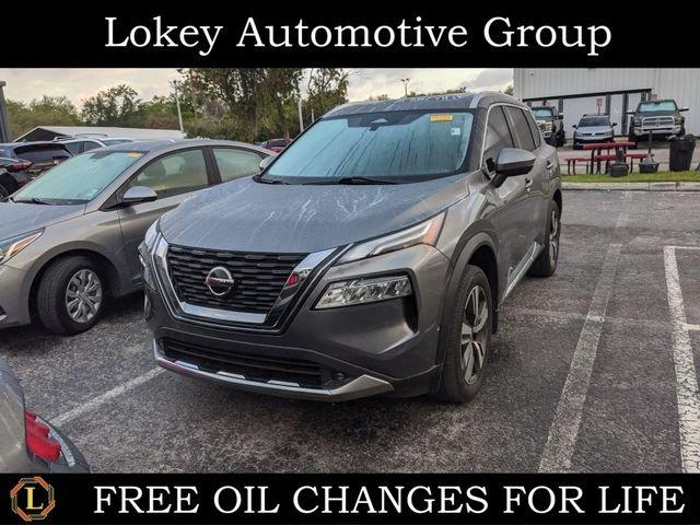 Nissan Rogue Platinum - Thumbnail 2