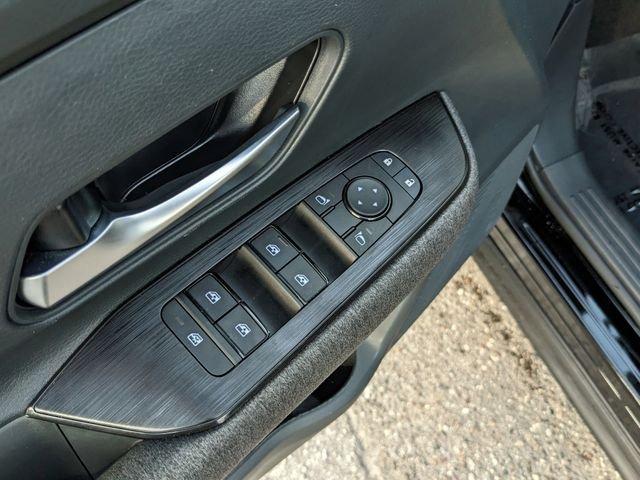 Nissan Kicks Sv - Thumbnail 16