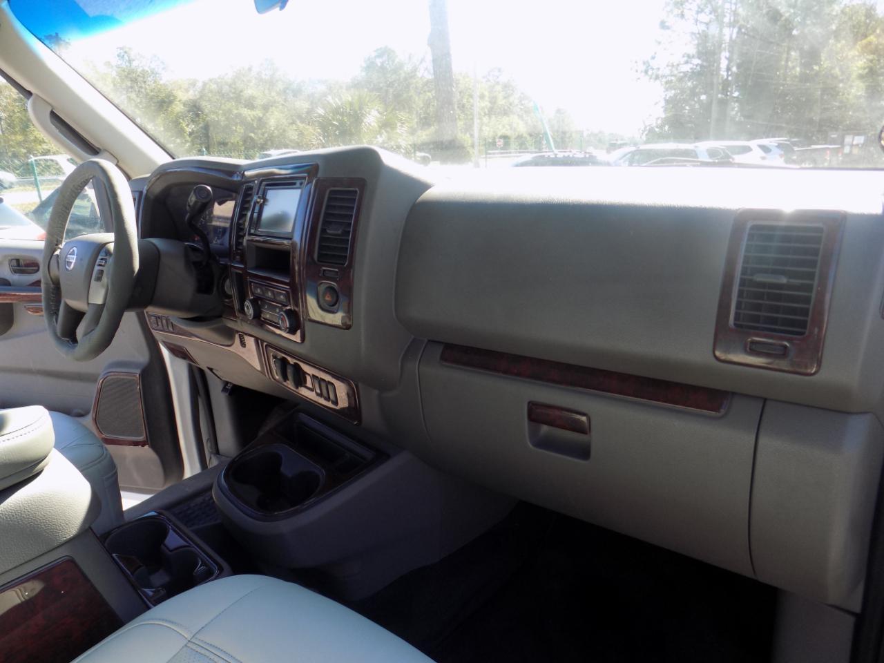 Nissan Nv Cargo3500 Hd S High Roof - Thumbnail 19