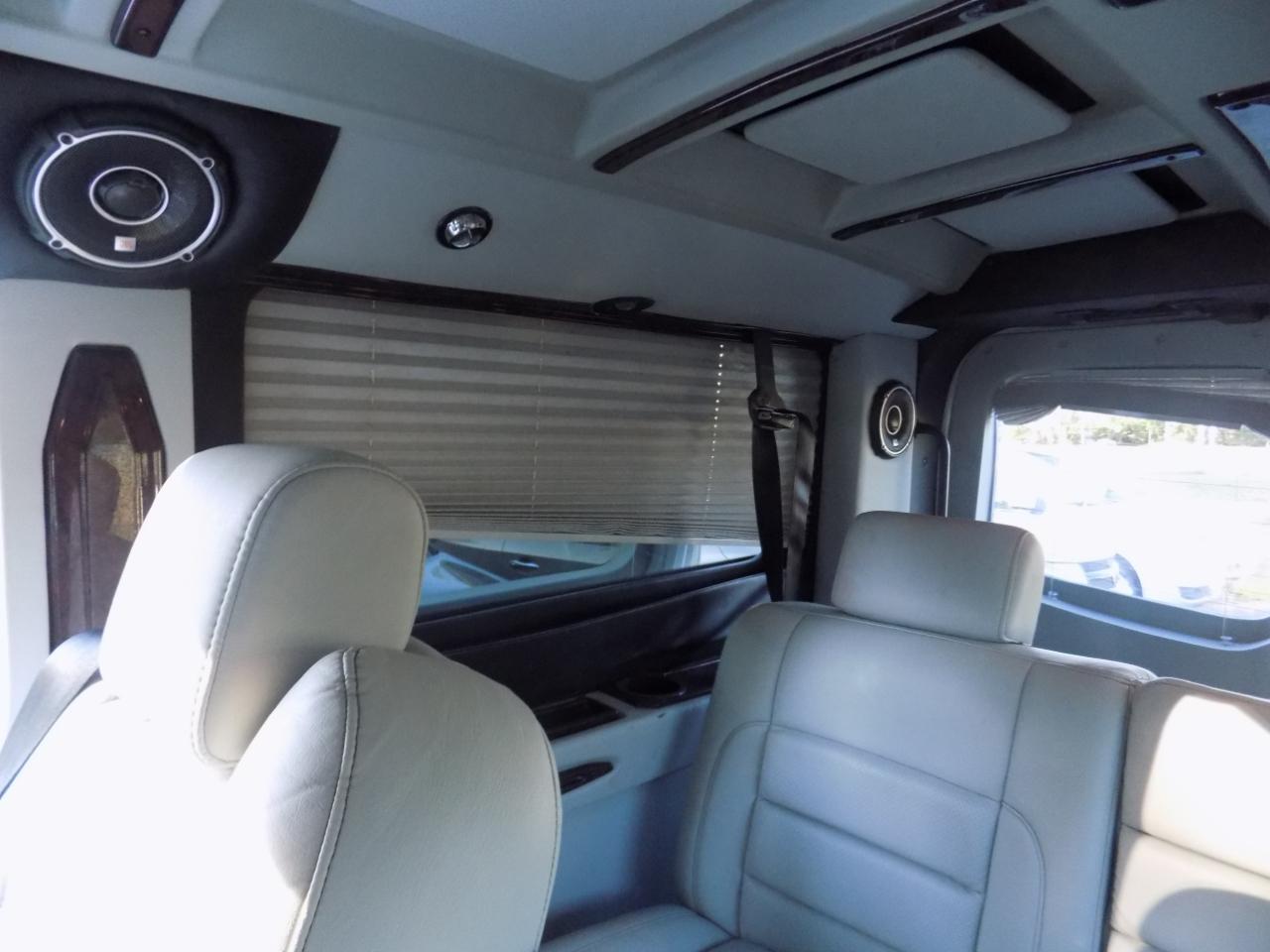 Nissan Nv Cargo3500 Hd S High Roof - Thumbnail 3